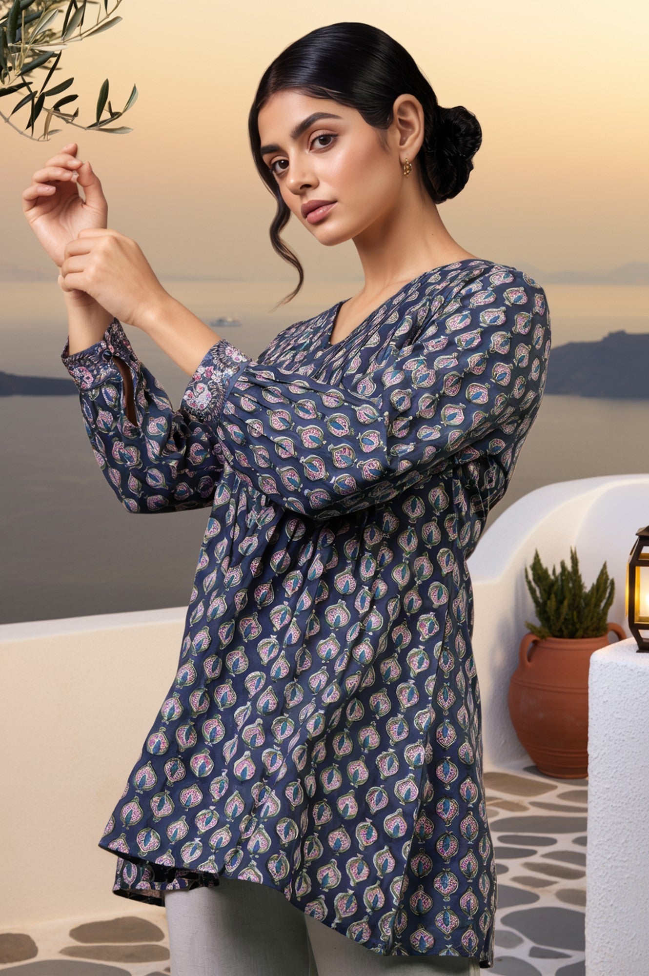 https://cdn.shopify.com/s/files/1/0776/0419/2550/files/24JUF30979-911399B.jpg?v=1757746841