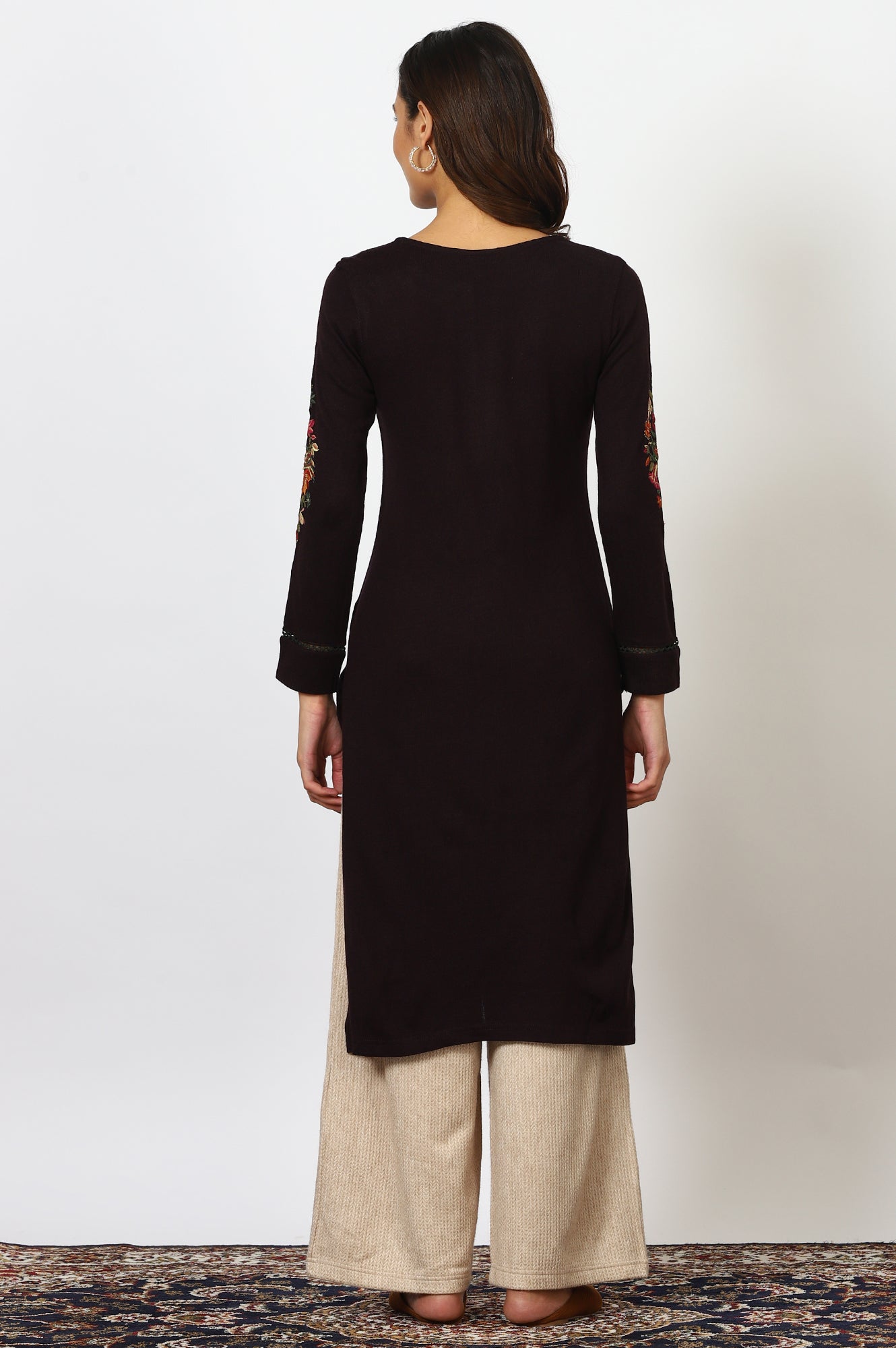 Maroon Embroidered Thread Work Acrylic Straight Kurta