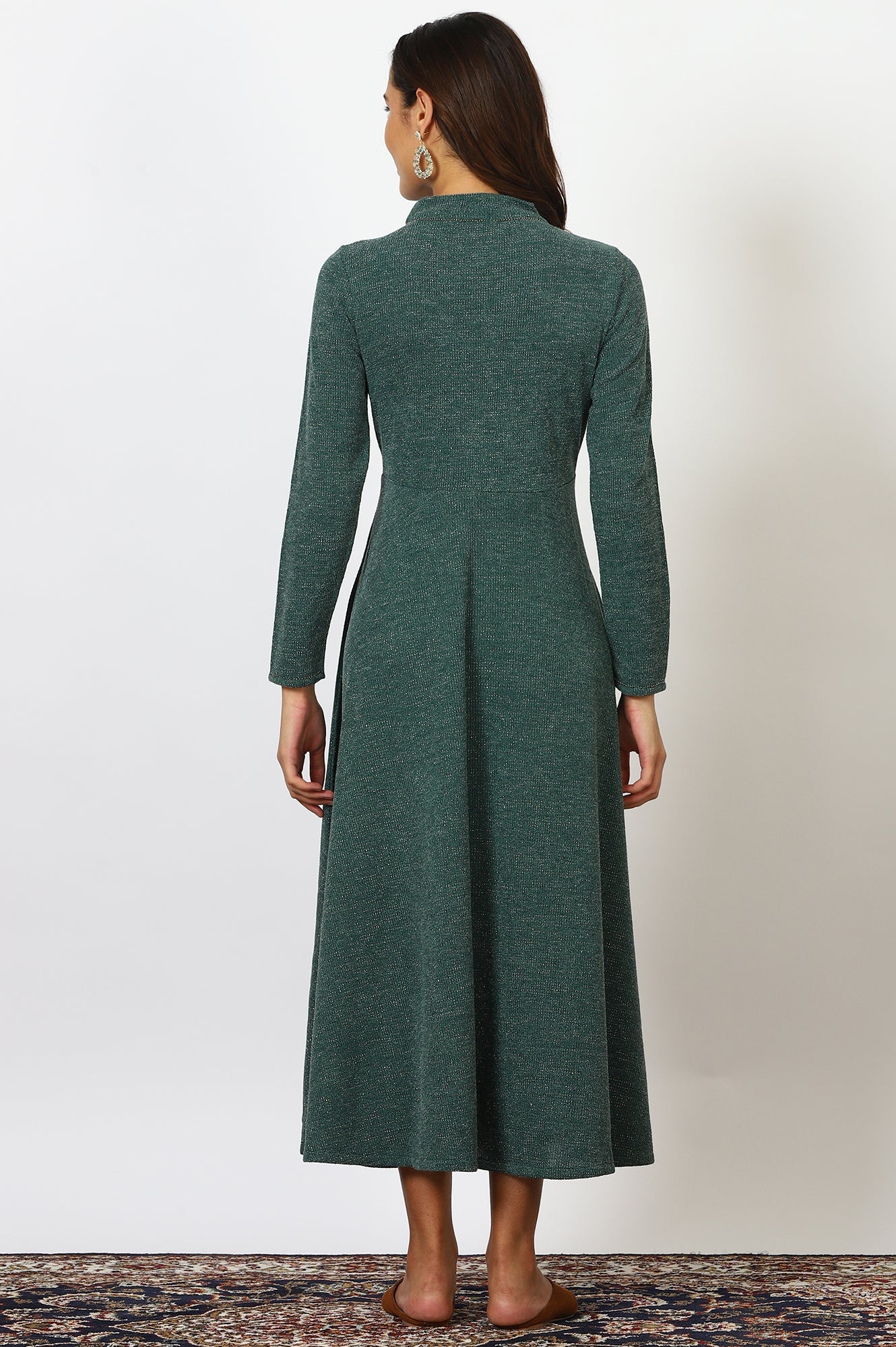 Green Solid Metallic Hardware Flarred Dresses