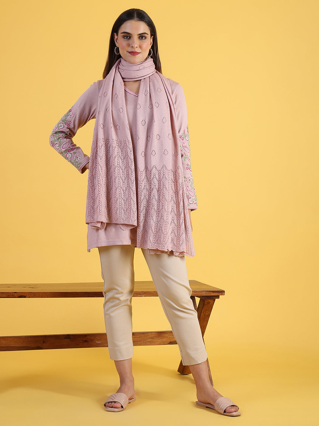 https://cdn.shopify.com/s/files/1/0776/0419/2550/files/24NOW81953-220118_3_9d154164-89d9-4e6b-886f-a2bc8505245a.jpg?v=1764652178