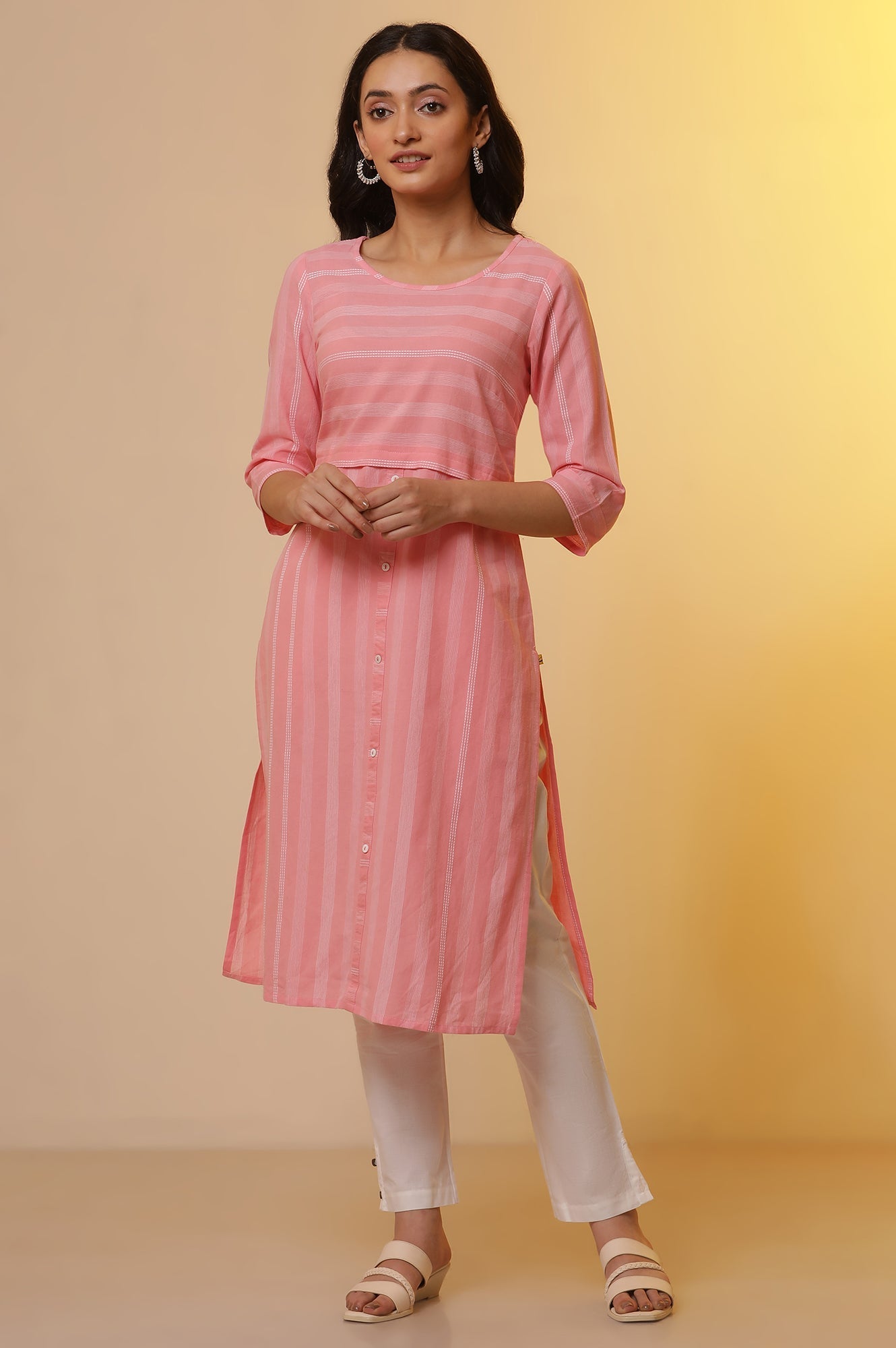 https://cdn.shopify.com/s/files/1/0776/0419/2550/files/24ONAS13811-701991_2.jpg?v=1769750293