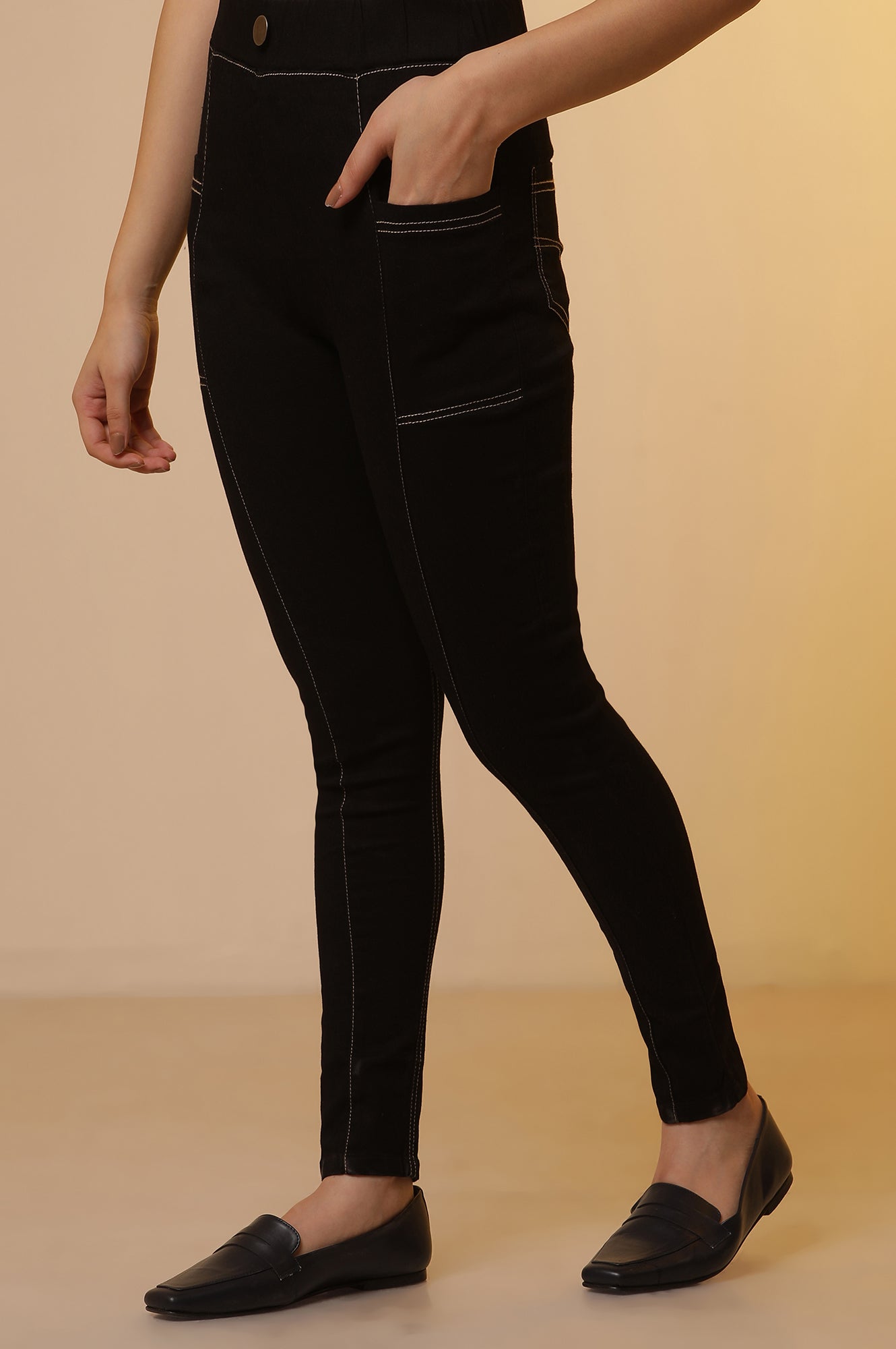 https://cdn.shopify.com/s/files/1/0776/0419/2550/files/24ONAS14305-704327_9.jpg?v=1769757810