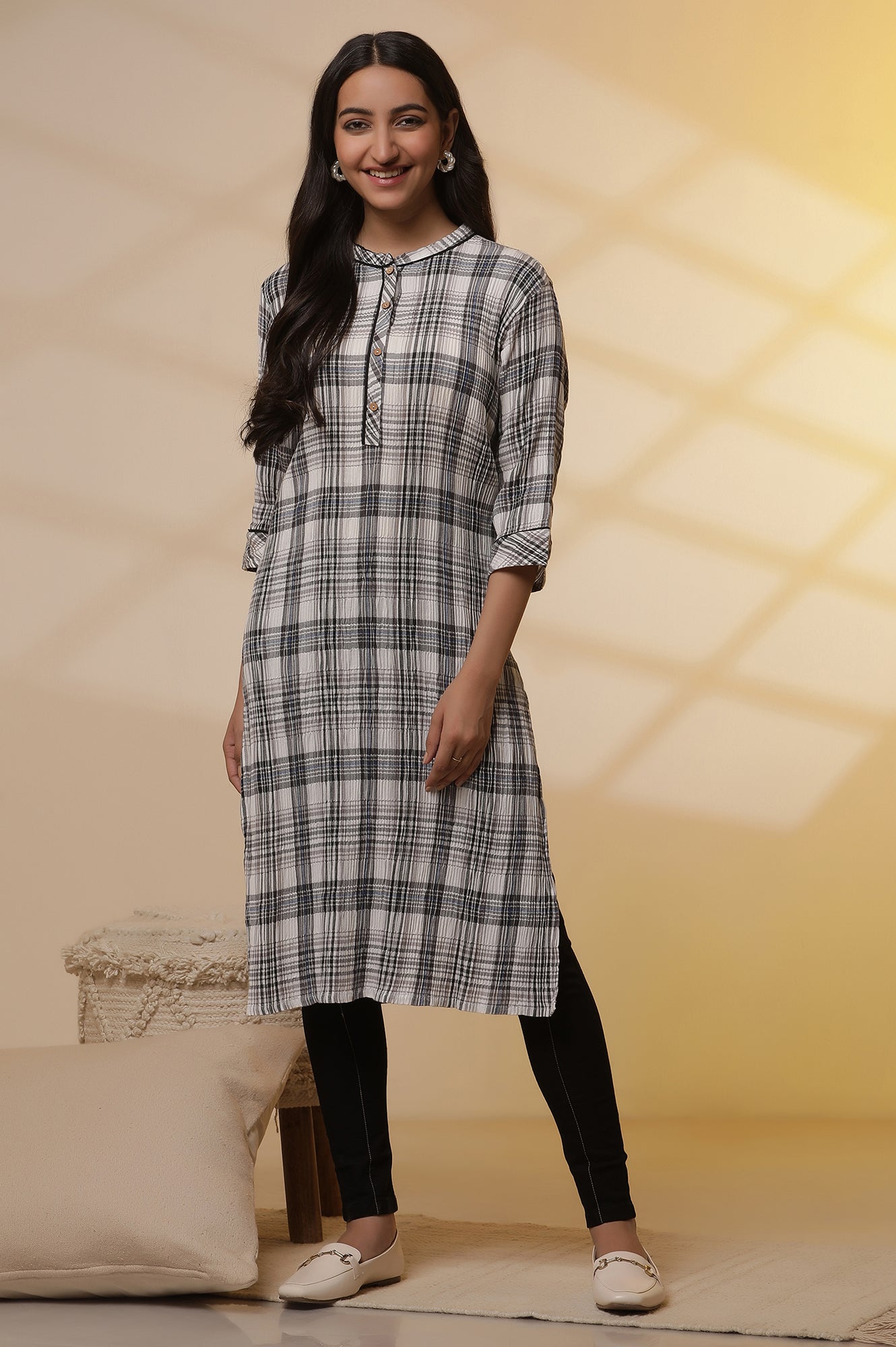 https://cdn.shopify.com/s/files/1/0776/0419/2550/files/24ONAS14305-704332_1.jpg?v=1769757792