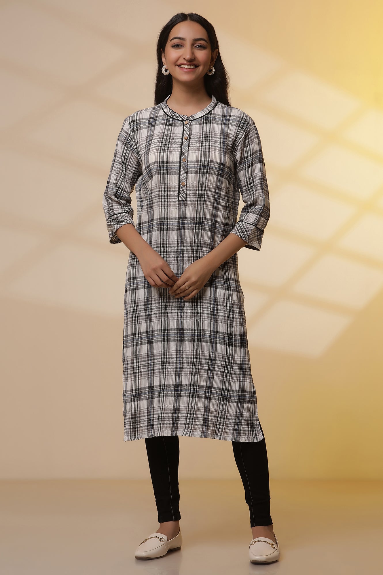 https://cdn.shopify.com/s/files/1/0776/0419/2550/files/24ONAS14305-704332_2.jpg?v=1769757792