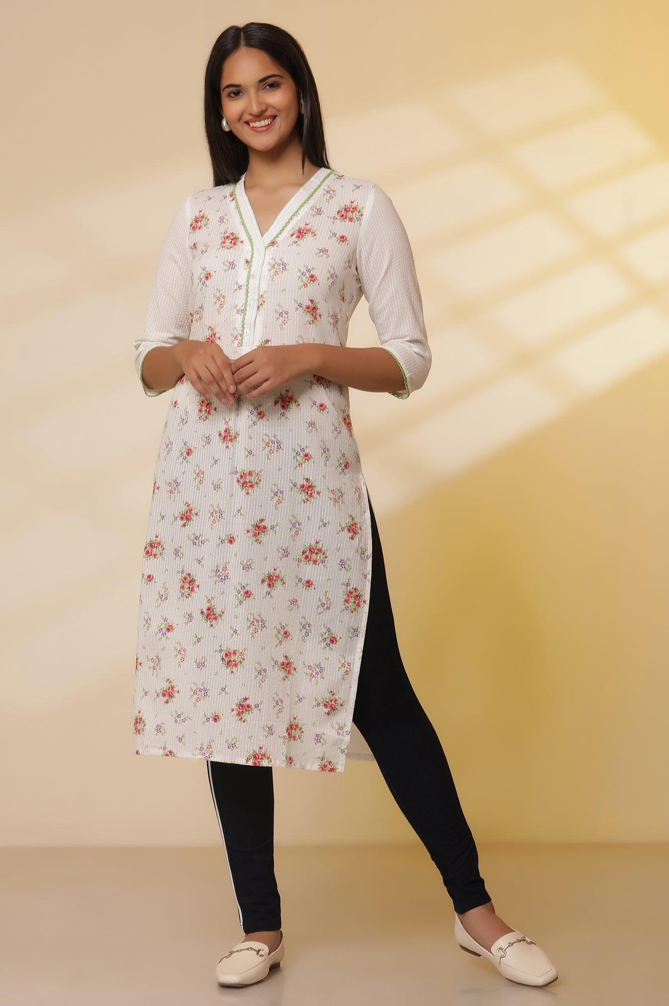 https://cdn.shopify.com/s/files/1/0776/0419/2550/files/24ONAS14493-507455_2.jpg?v=1769761693