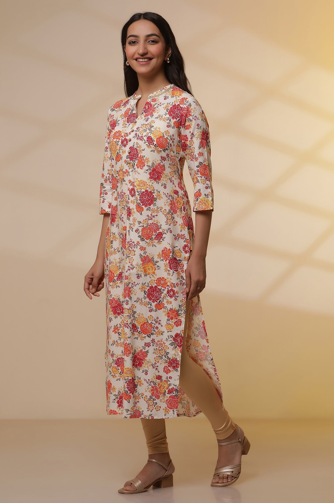 https://cdn.shopify.com/s/files/1/0776/0419/2550/files/24ONAS15213-507888_3.jpg?v=1769757255