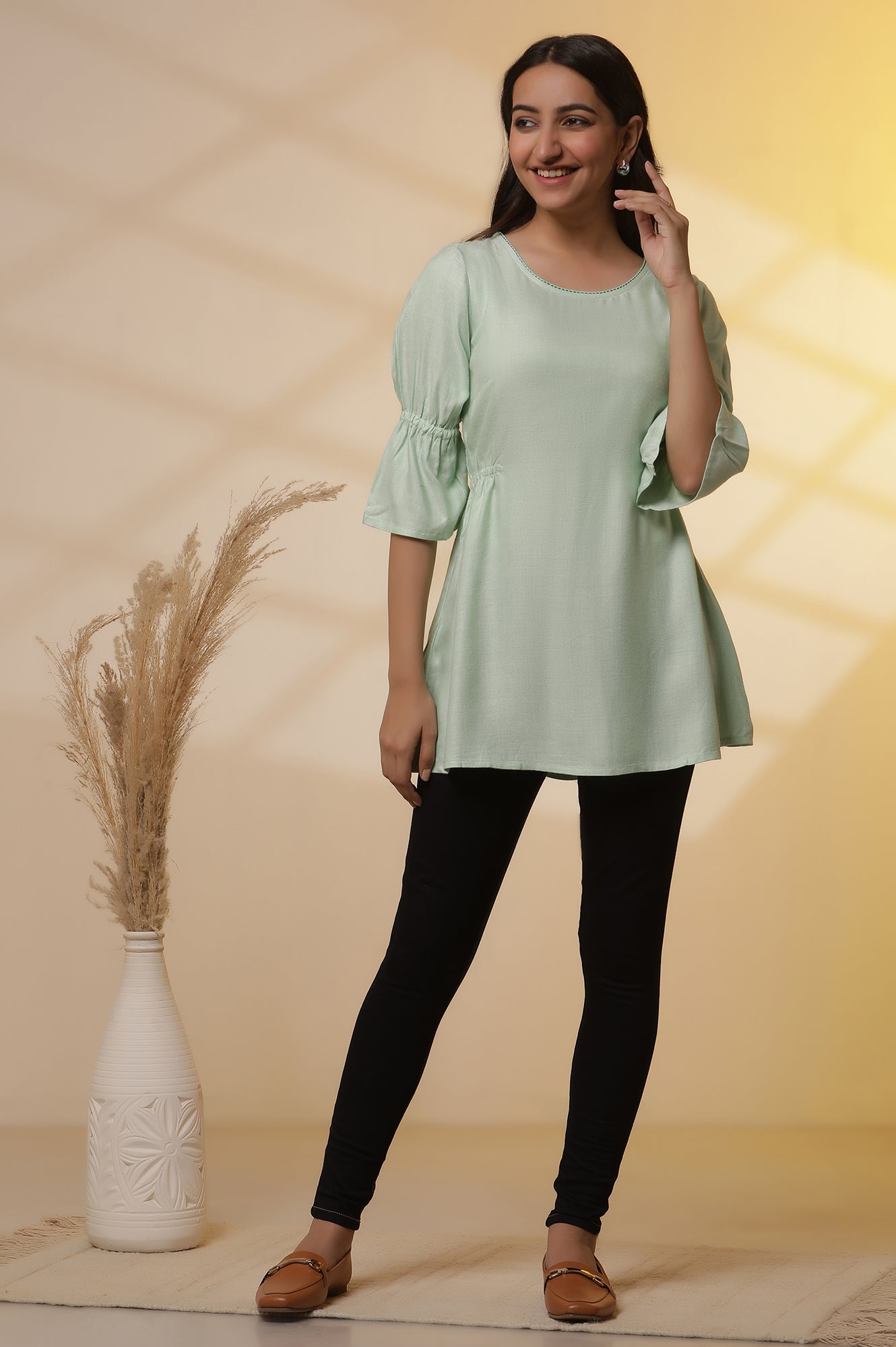 https://cdn.shopify.com/s/files/1/0776/0419/2550/files/24ONAS30309-703877_1_5e5ea8a0-77fe-4e07-a3fc-81f4c98c8a2c.jpg?v=1769749533
