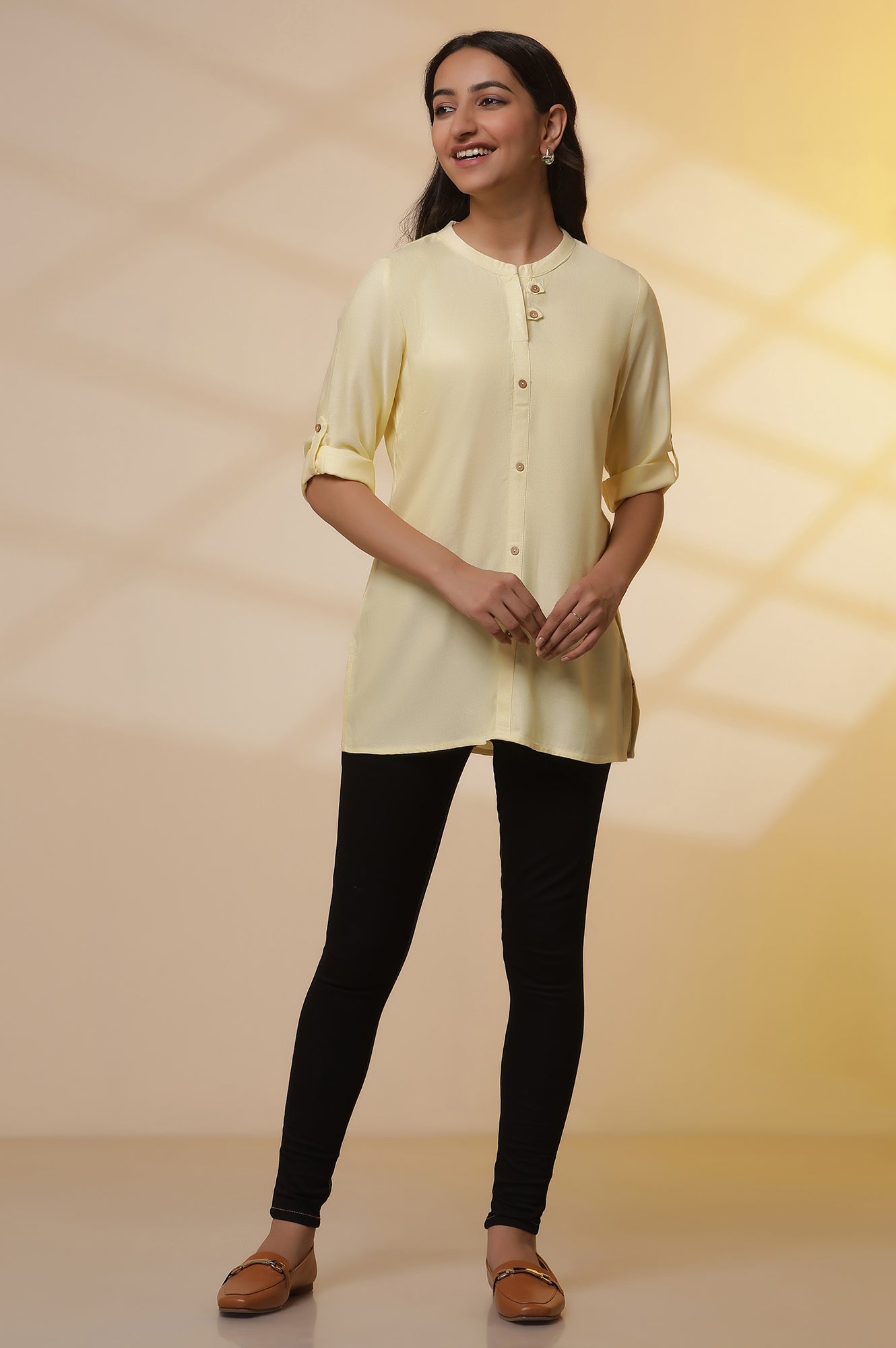 https://cdn.shopify.com/s/files/1/0776/0419/2550/files/24ONAS30314-702065_2.jpg?v=1769758184