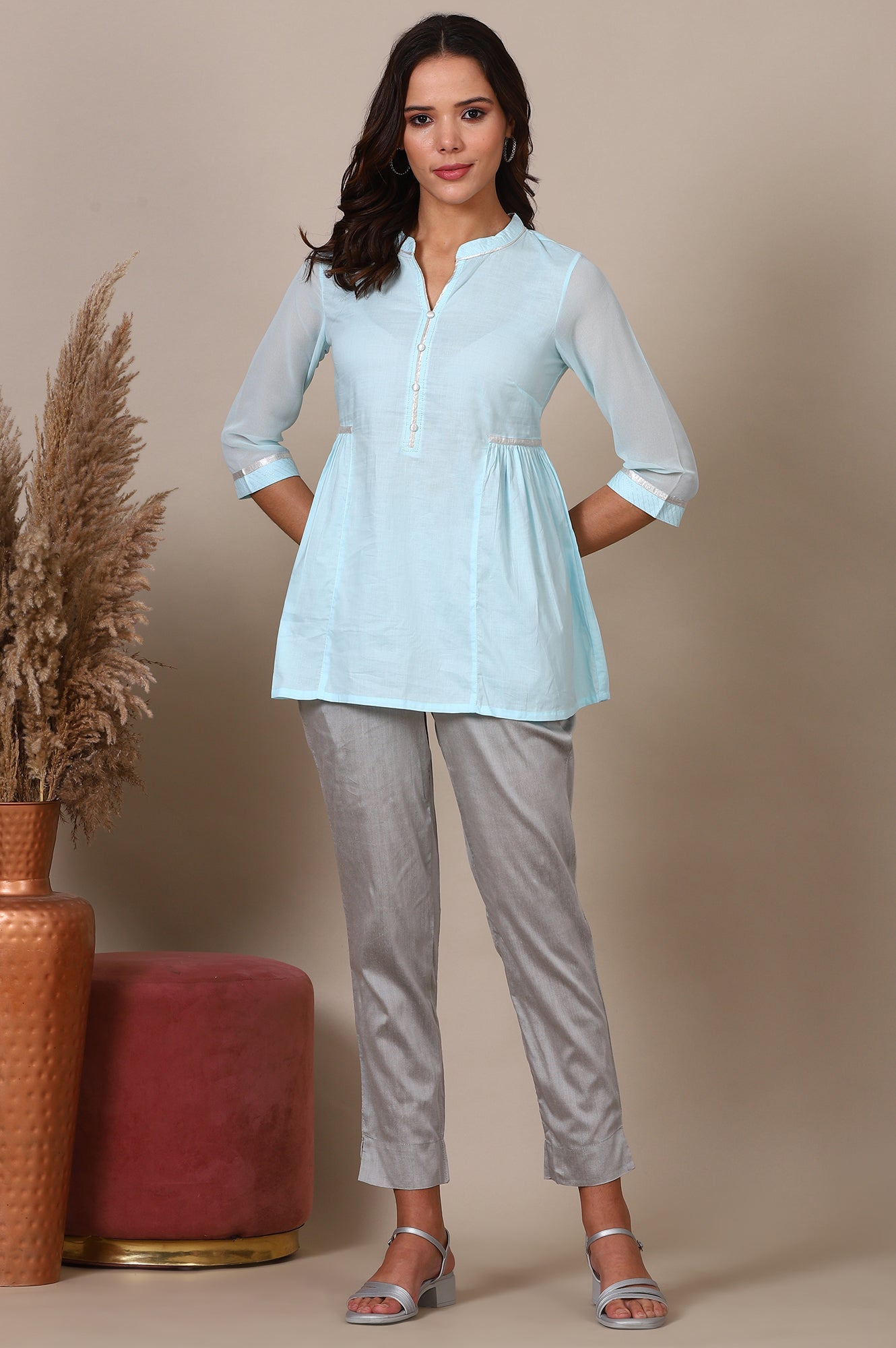 https://cdn.shopify.com/s/files/1/0776/0419/2550/files/24ONAS30339-605335_2.jpg?v=1769761882