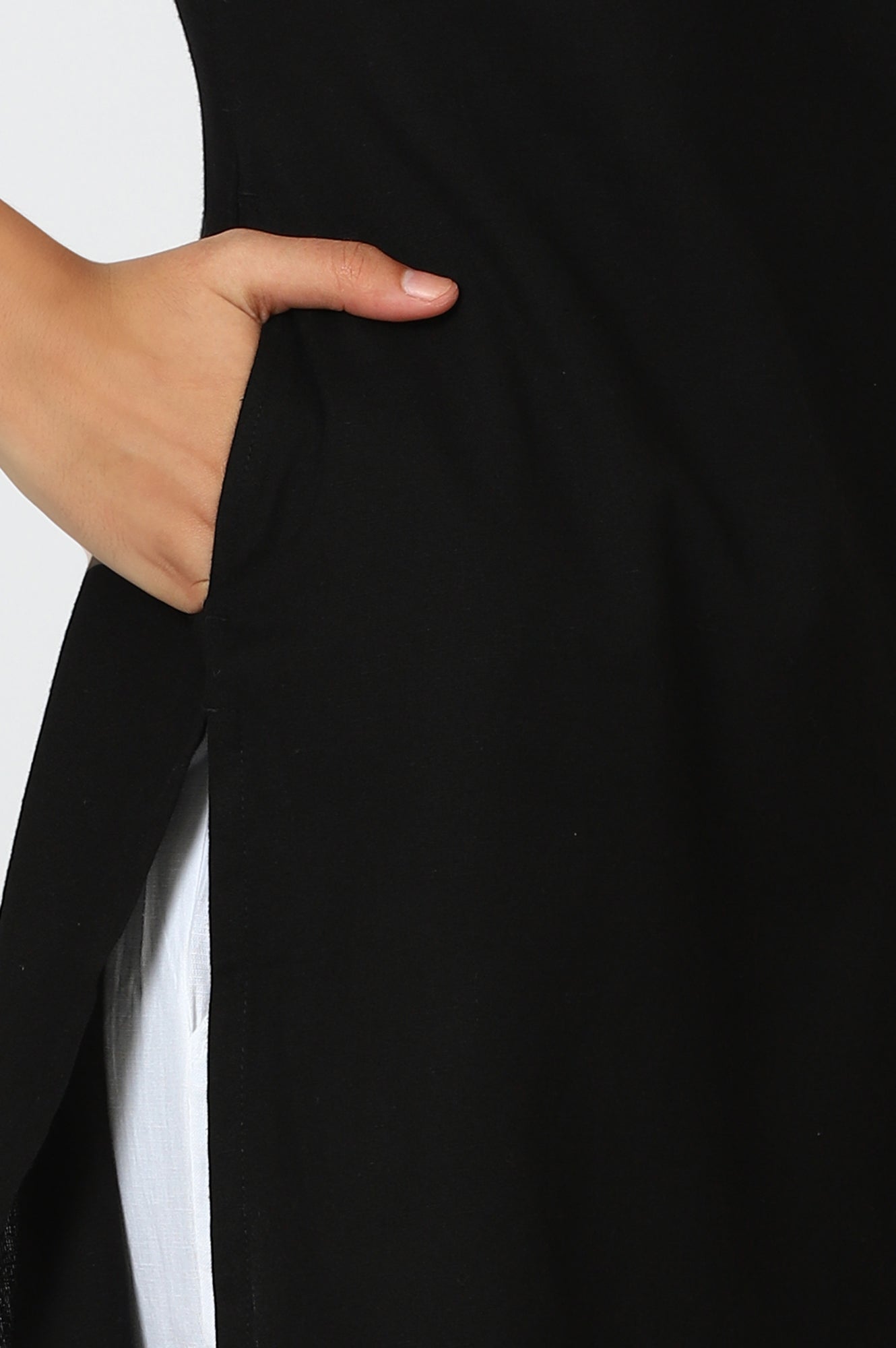 Black Solid Straight Cotton Kurta