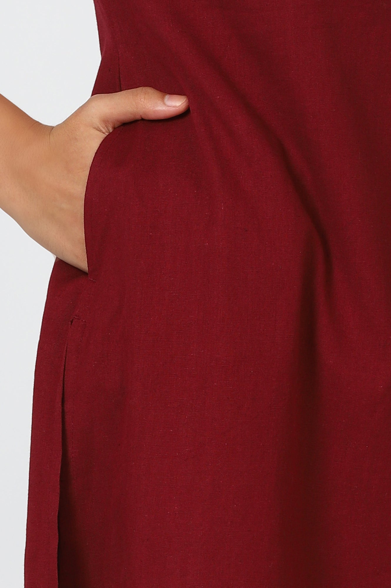 Maroon Solid Straight Cotton Kurta