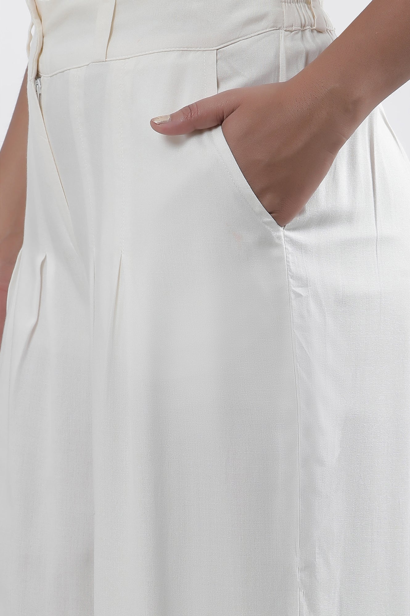 https://cdn.shopify.com/s/files/1/0776/0419/2550/files/24ONWS17317-118121_9.jpg?v=1722142976
