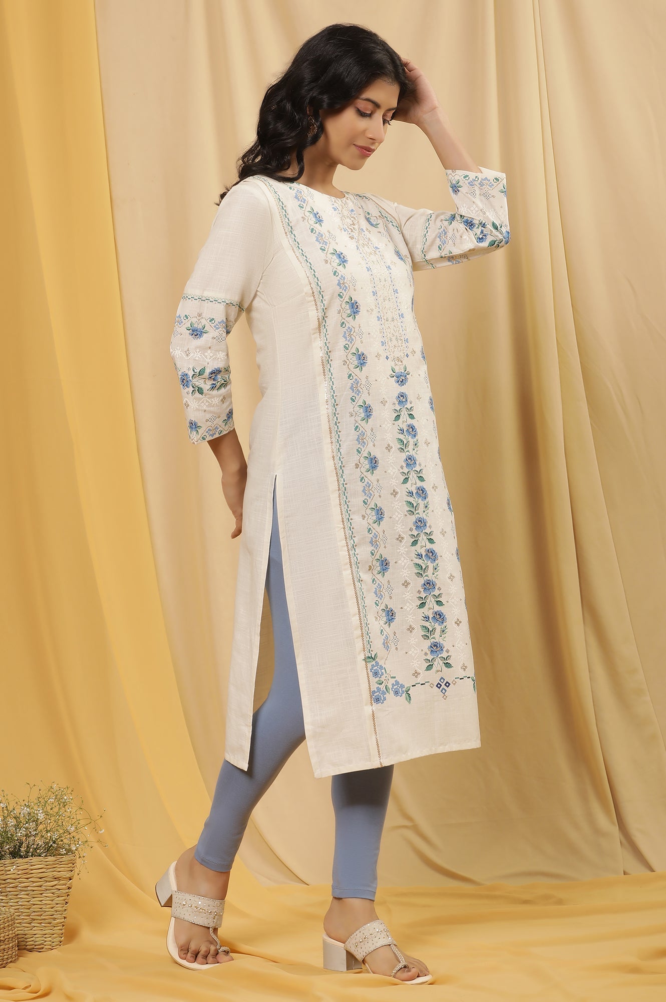 https://cdn.shopify.com/s/files/1/0776/0419/2550/files/24ONWS18667-120038_5_e24443bb-53d3-4298-895e-ececbe302c59.jpg?v=1722149249