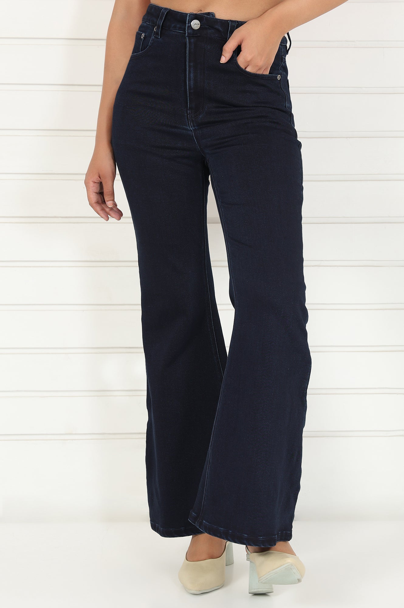 Blue Denim Lycra Mid Rise Ankle Length Flared Pants
