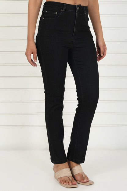 Black Denim Lycra Mid Rise Ankle Length Straight Pant