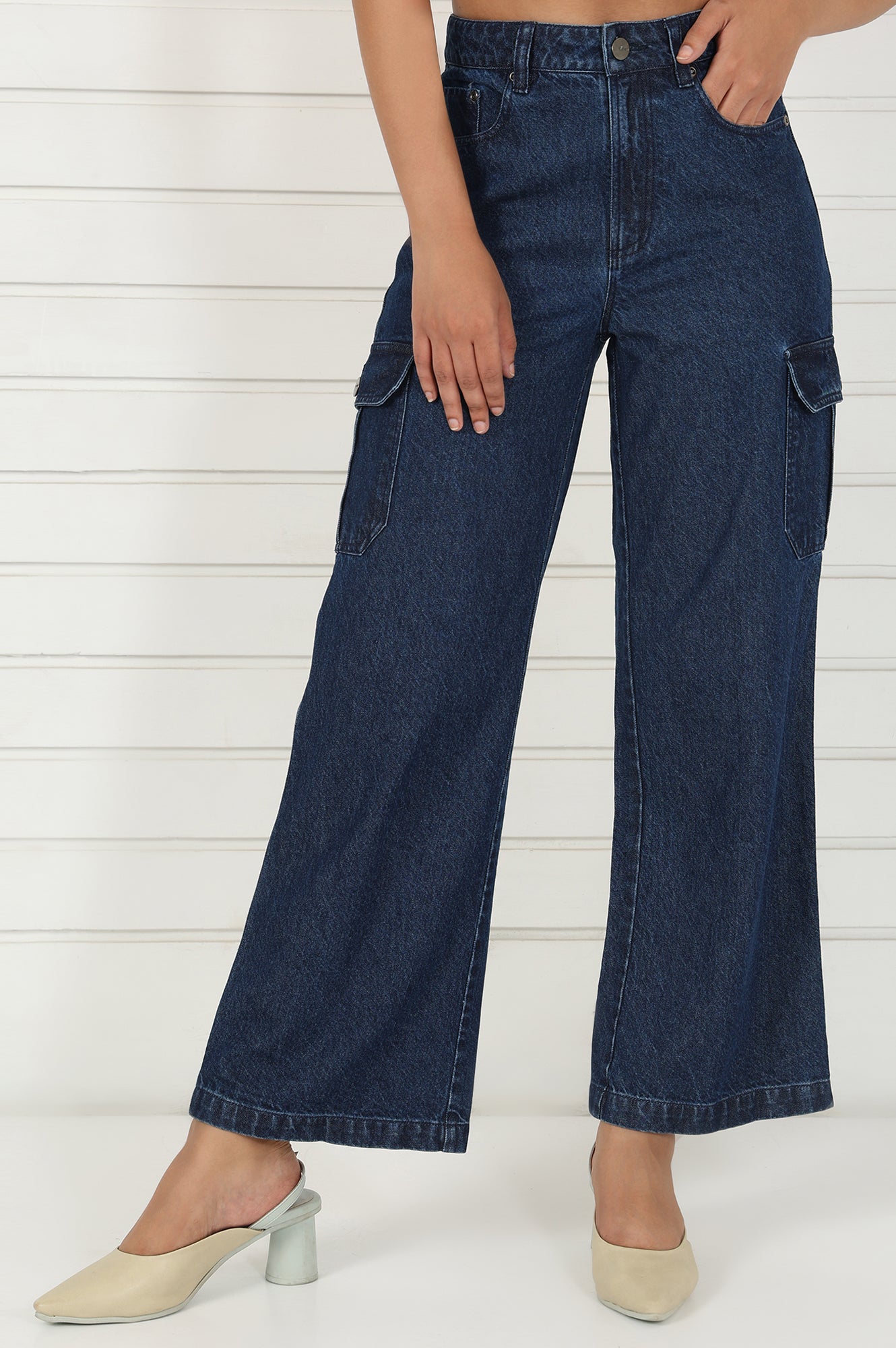 Blue Denim Mid Rise Ankle Length Flared Pants