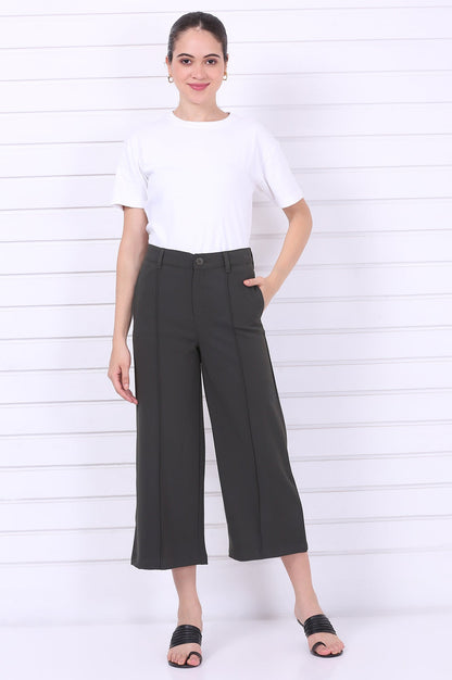 Green Solid Calf Length Culottes
