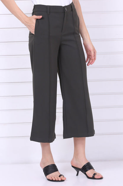 Green Solid Calf Length Culottes