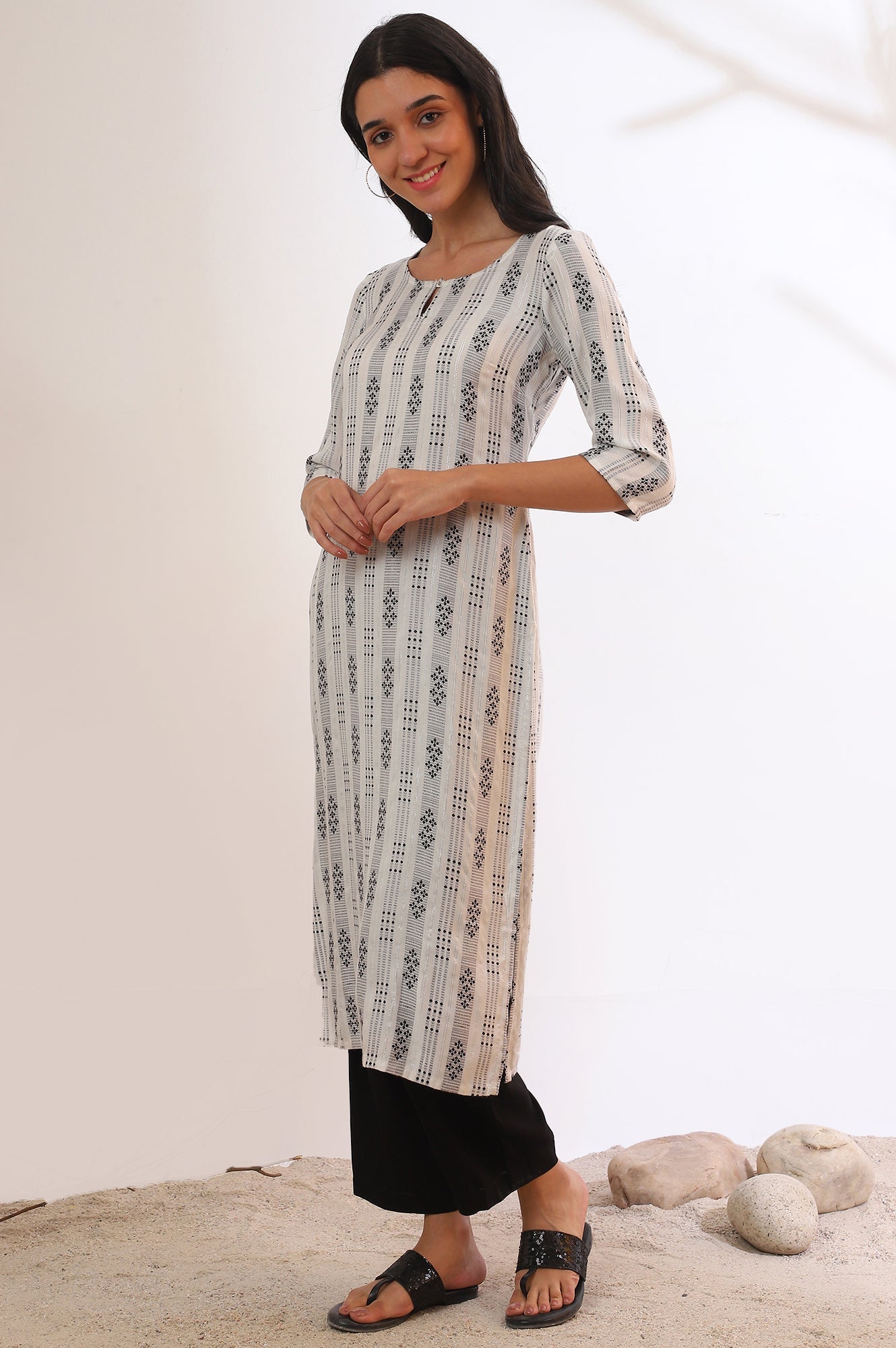 https://cdn.shopify.com/s/files/1/0776/0419/2550/files/AS15545-705566_4_e56e3029-33b6-4a17-8da8-734ac3f8f0f5.jpg?v=1769762202