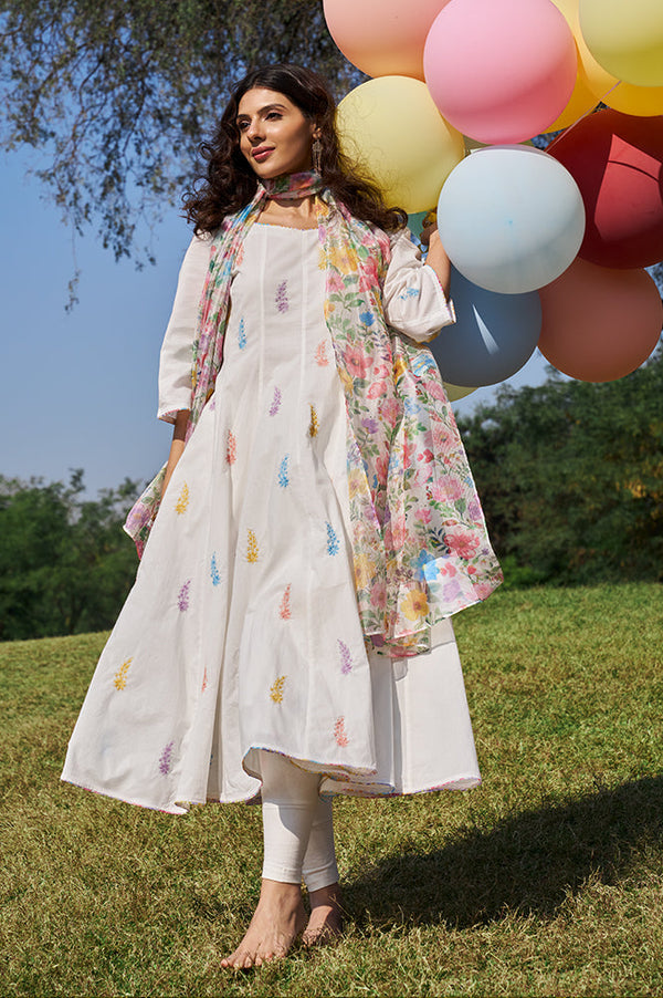 White Floral Thread Embroidered Pure Cotton Anarkali Kurta, Leggings and Dupatta Set