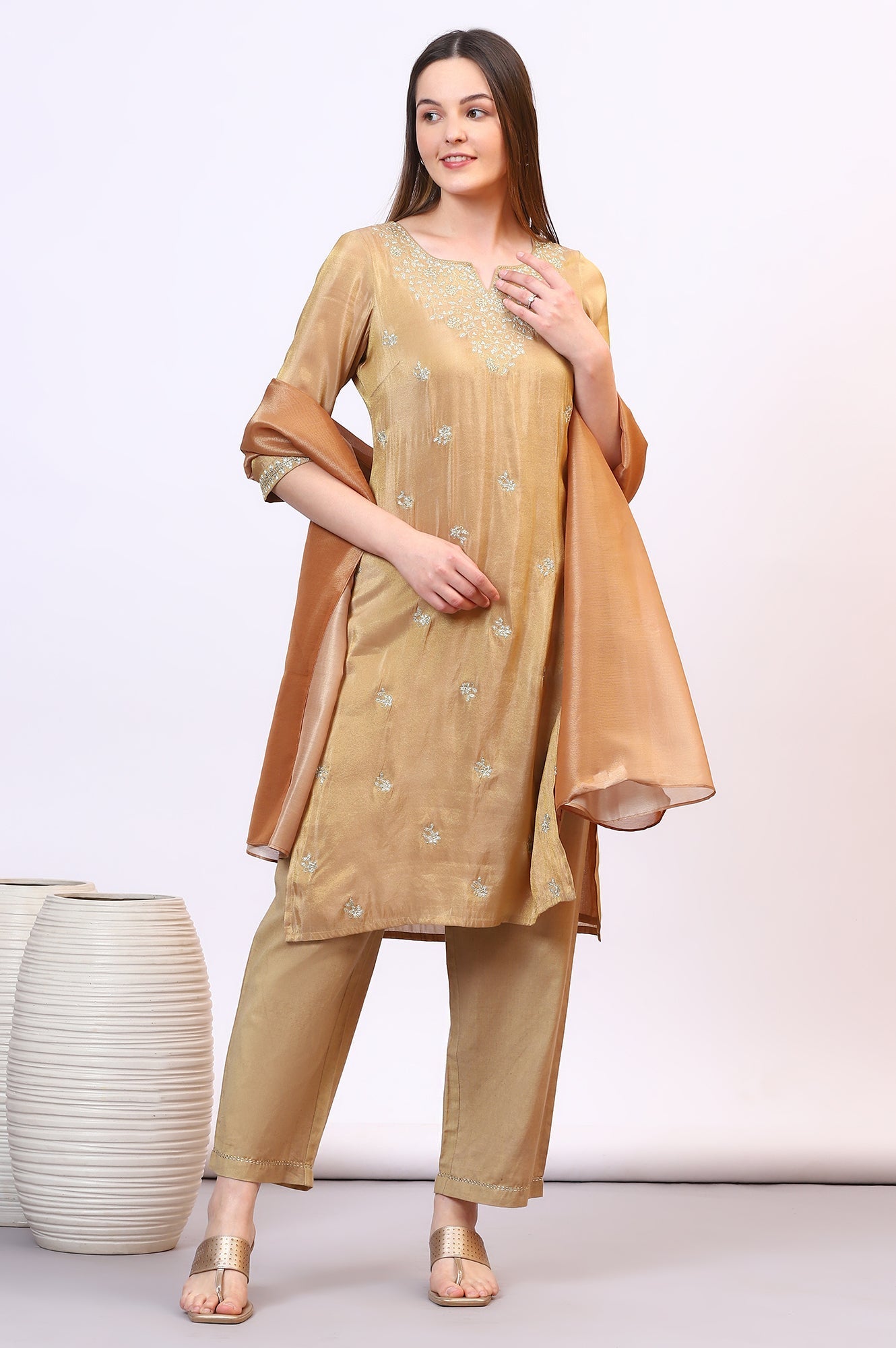 https://cdn.shopify.com/s/files/1/0776/0419/2550/files/AS15777-E608211_1_fd856cda-ae93-4782-82e3-84344f29d044.jpg?v=1769762958