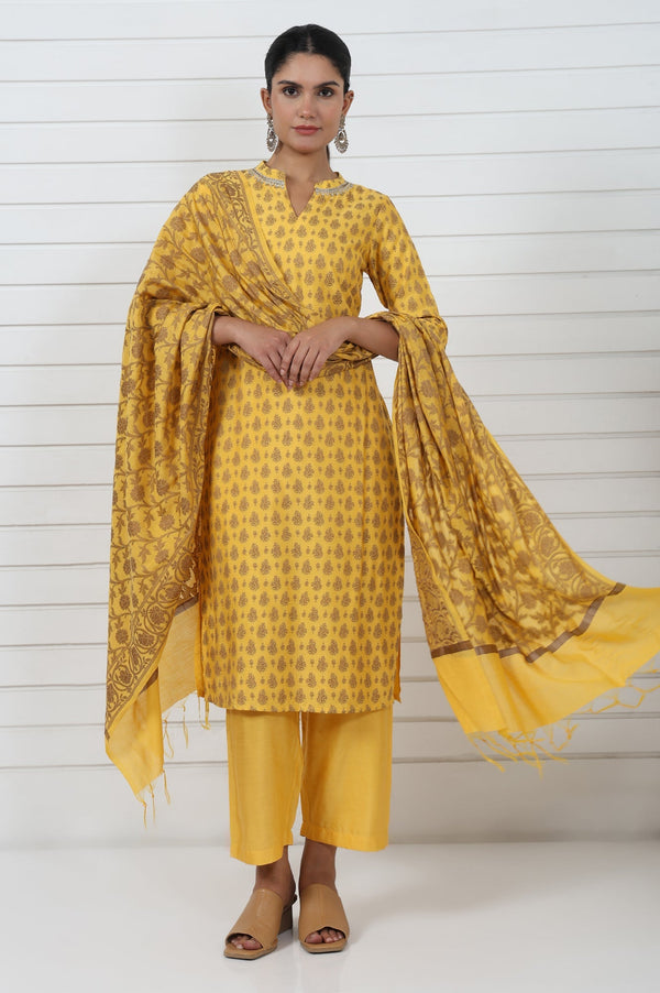 Red Abstract Printed Beads Jacquard Straight Kurta, Palazzo And Dupatta Set