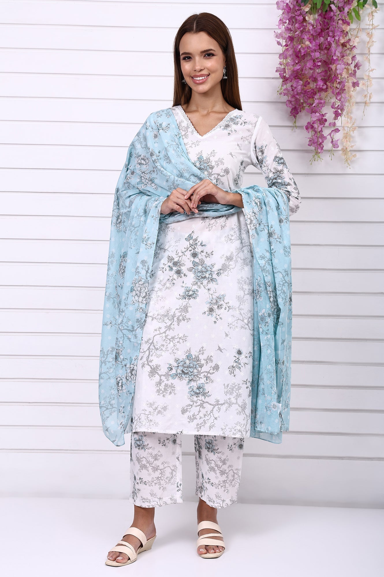 https://cdn.shopify.com/s/files/1/0776/0419/2550/files/AS16067-E509792_2.jpg?v=1769763640