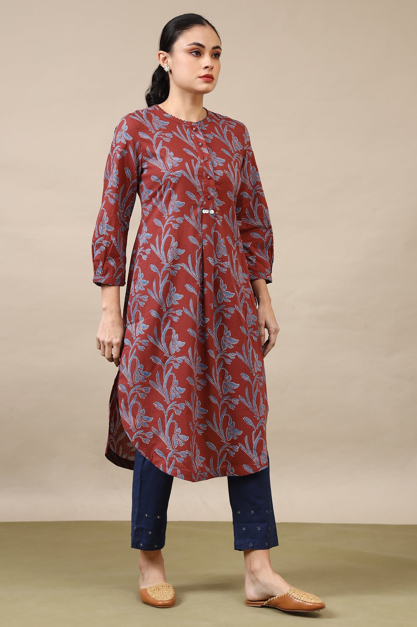 https://cdn.shopify.com/s/files/1/0776/0419/2550/files/F12005-911601_6_6e0fd587-51de-44cc-a919-70db3d2d011b.jpg?v=1756280282
