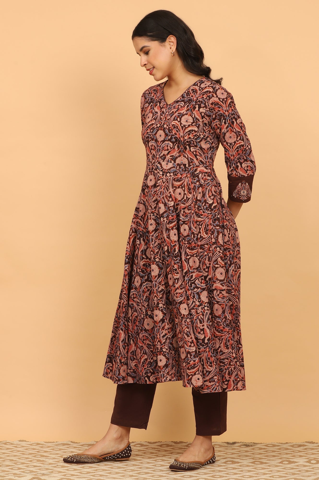 https://cdn.shopify.com/s/files/1/0776/0419/2550/files/F12024-911534_4_bca1099d-5fae-47b4-bc13-639721c7380d.jpg?v=1756280304