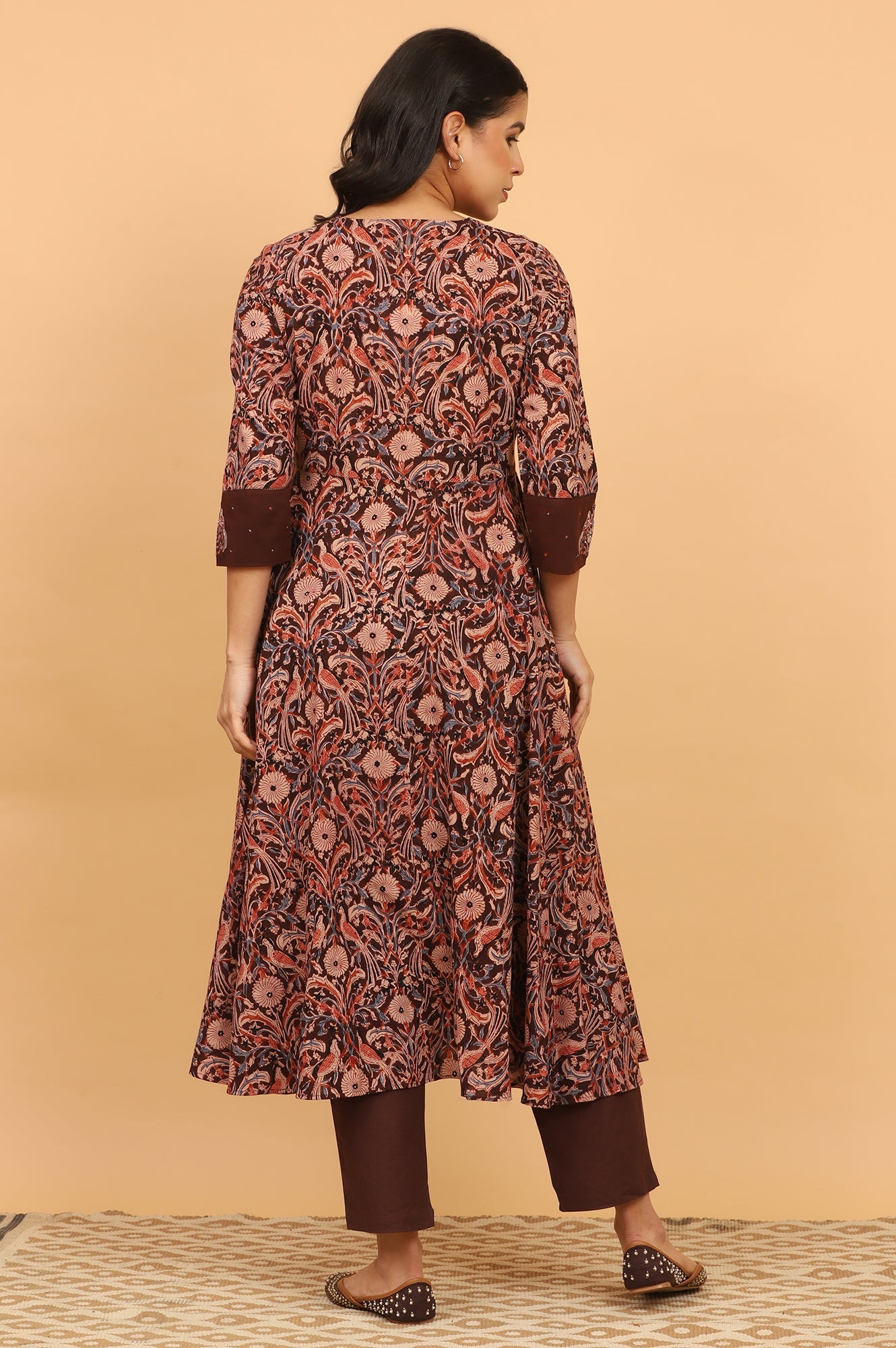 https://cdn.shopify.com/s/files/1/0776/0419/2550/files/F12024-911534_5_aaea960b-86a7-42d1-9464-d13383e4957a.jpg?v=1756280304
