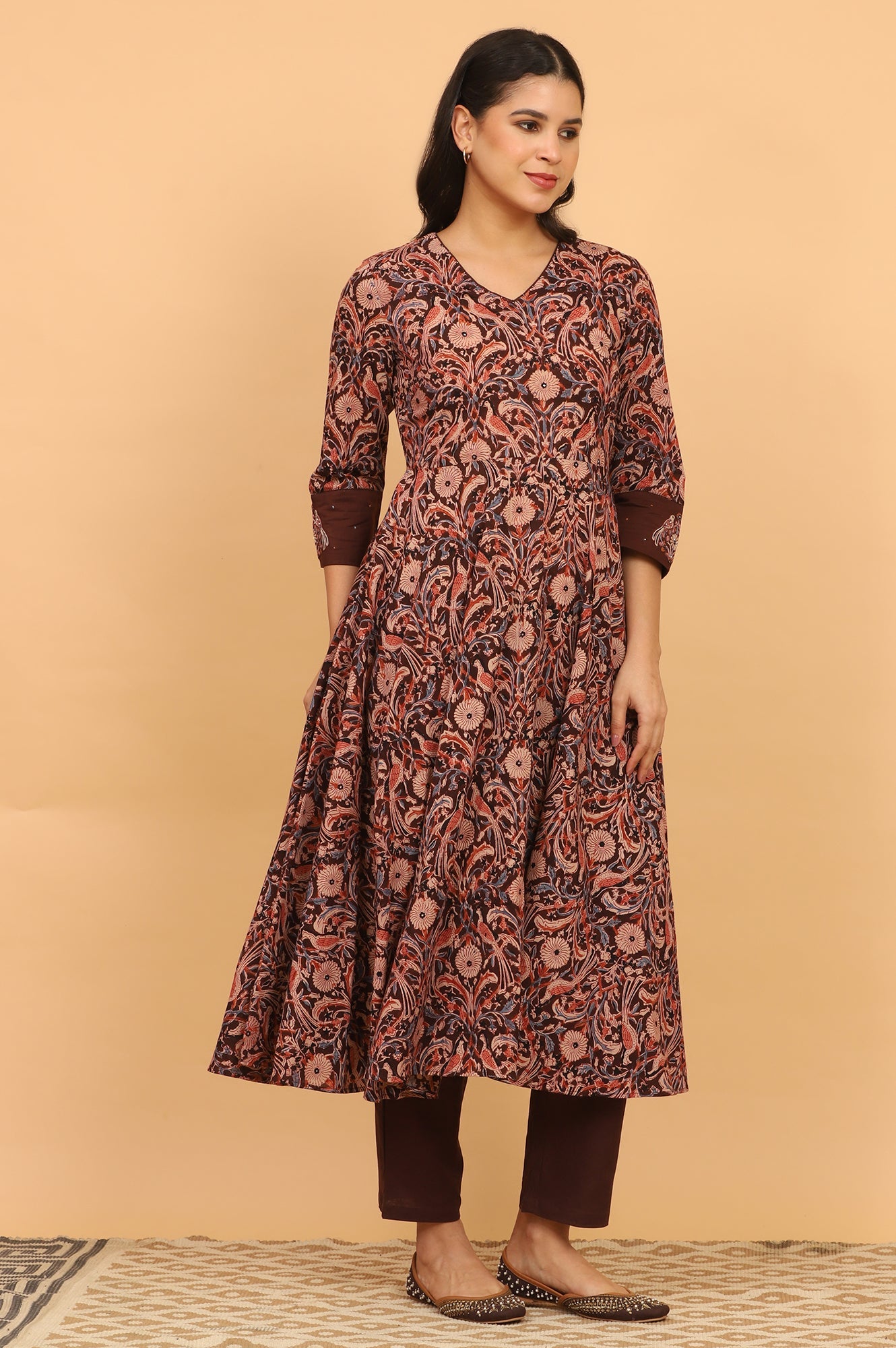 https://cdn.shopify.com/s/files/1/0776/0419/2550/files/F12024-911534_6_815e6b5a-3915-438b-bec9-e38ecd184d29.jpg?v=1756280304