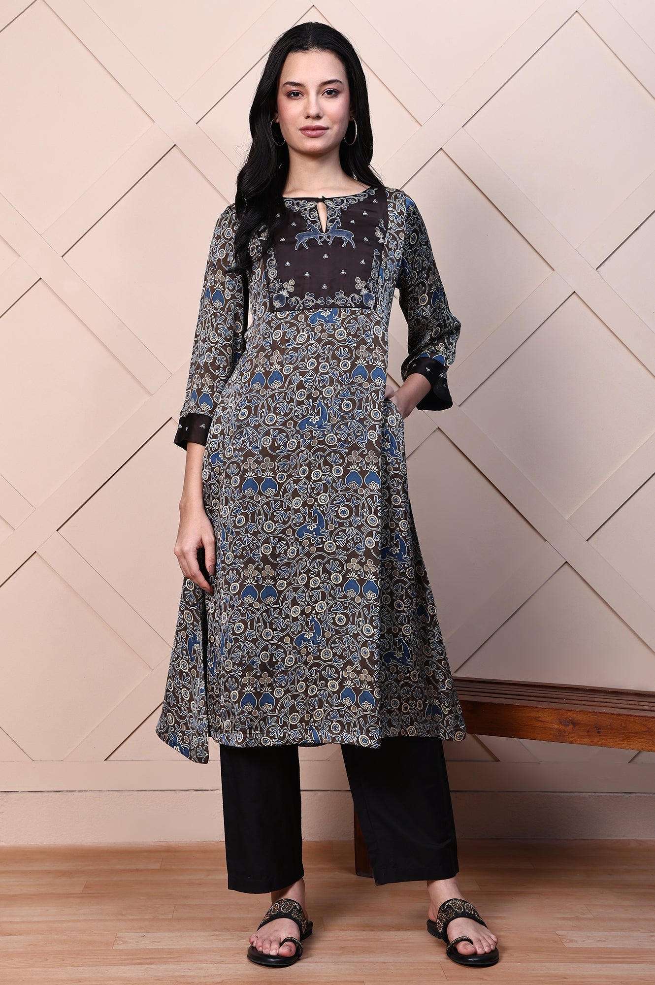 https://cdn.shopify.com/s/files/1/0776/0419/2550/files/F12031-911527_2_eb2b58a2-2492-40c8-8b4d-c106cf6c5065.jpg?v=1756280311
