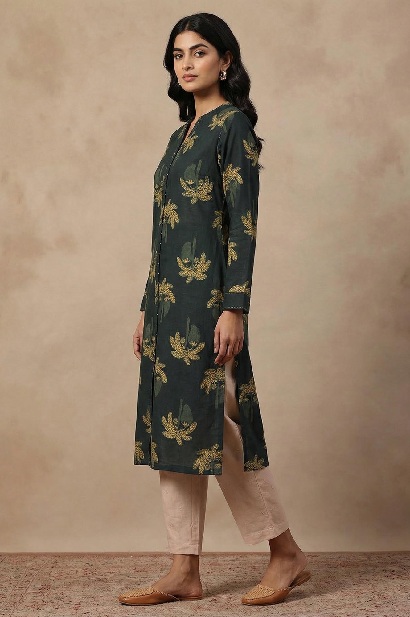 https://cdn.shopify.com/s/files/1/0776/0419/2550/files/F12228-911864_6.jpg?v=1770188377