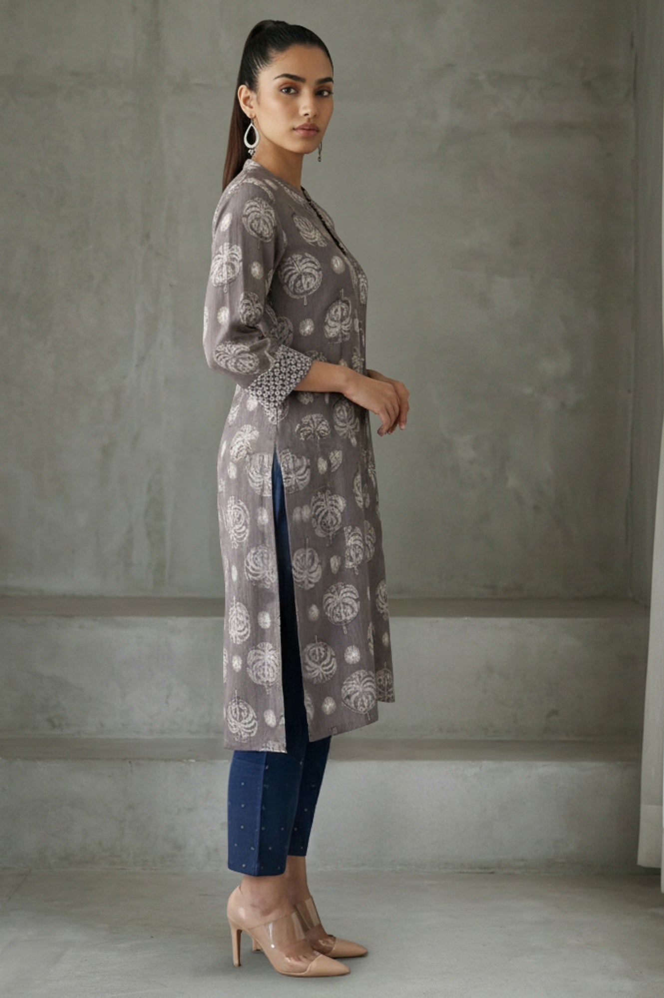 https://cdn.shopify.com/s/files/1/0776/0419/2550/files/F12249-911950_5.jpg?v=1770970538
