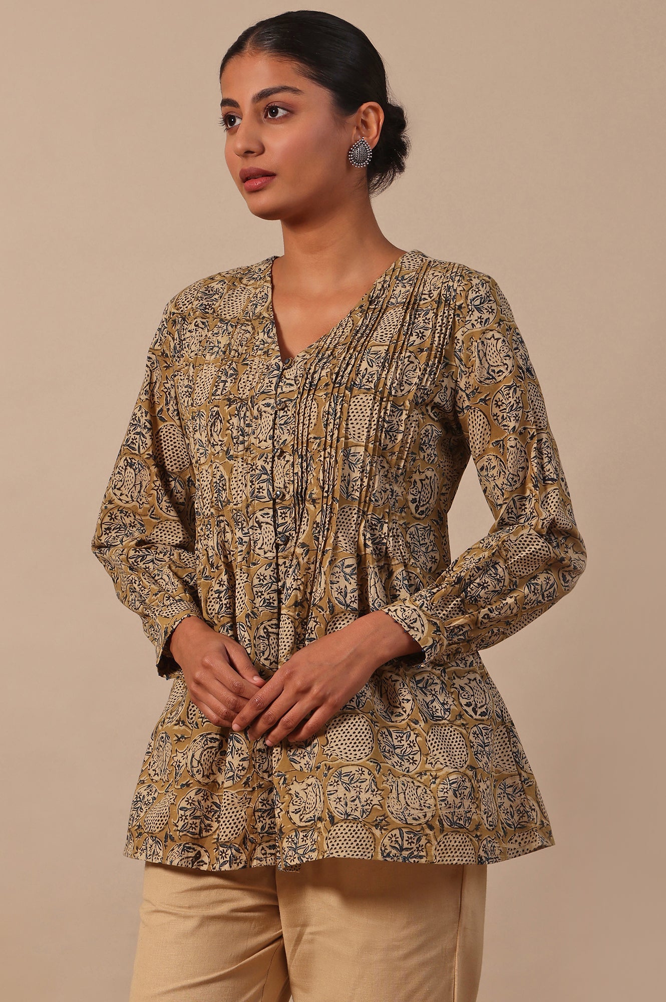https://cdn.shopify.com/s/files/1/0776/0419/2550/files/F31128-911537B_4.jpg?v=1756280357