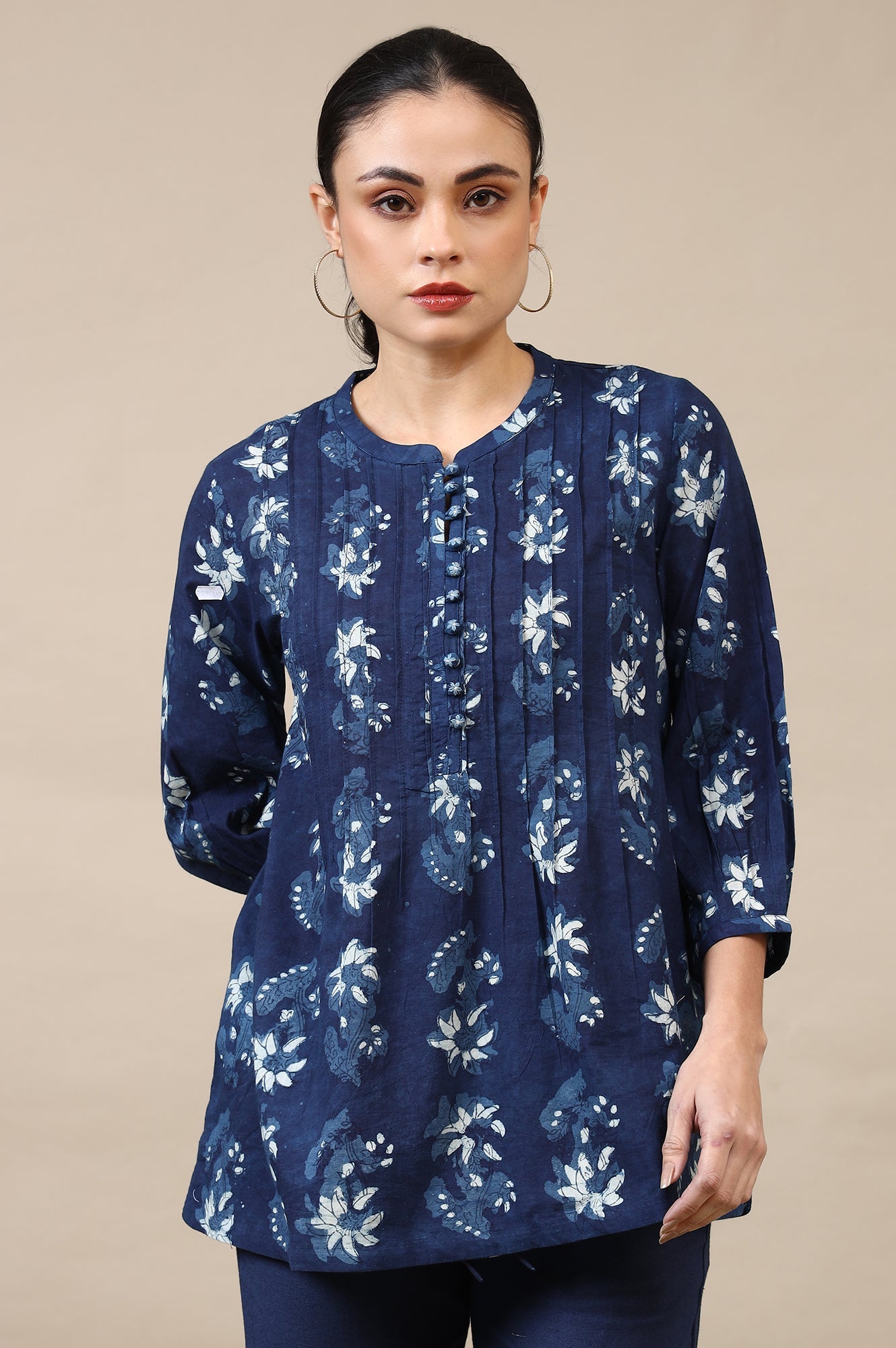https://cdn.shopify.com/s/files/1/0776/0419/2550/files/F31142-911304B_1_dad21fe1-a19c-4787-b943-8eb3fd6451c3.jpg?v=1753189080