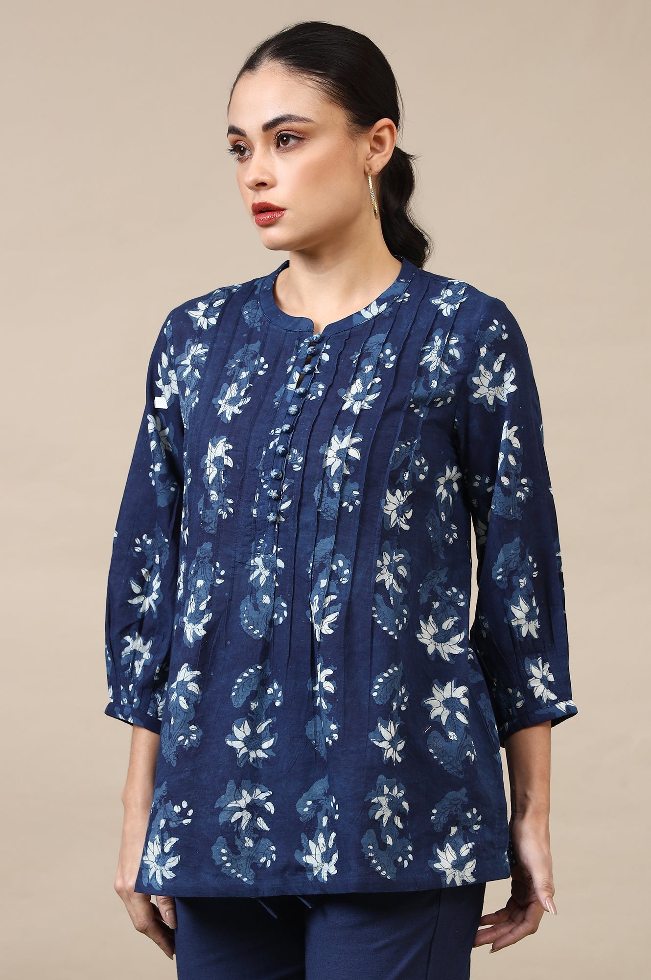 https://cdn.shopify.com/s/files/1/0776/0419/2550/files/F31142-911304B_4_aa86faf6-799c-4d84-93bd-295641b374a4.jpg?v=1753189080