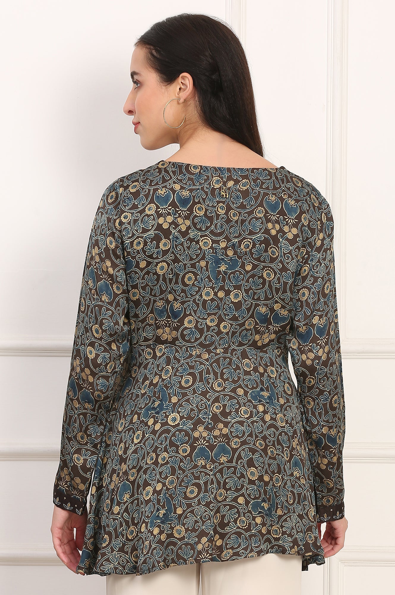 https://cdn.shopify.com/s/files/1/0776/0419/2550/files/F31153-911527B_5.jpg?v=1756280387