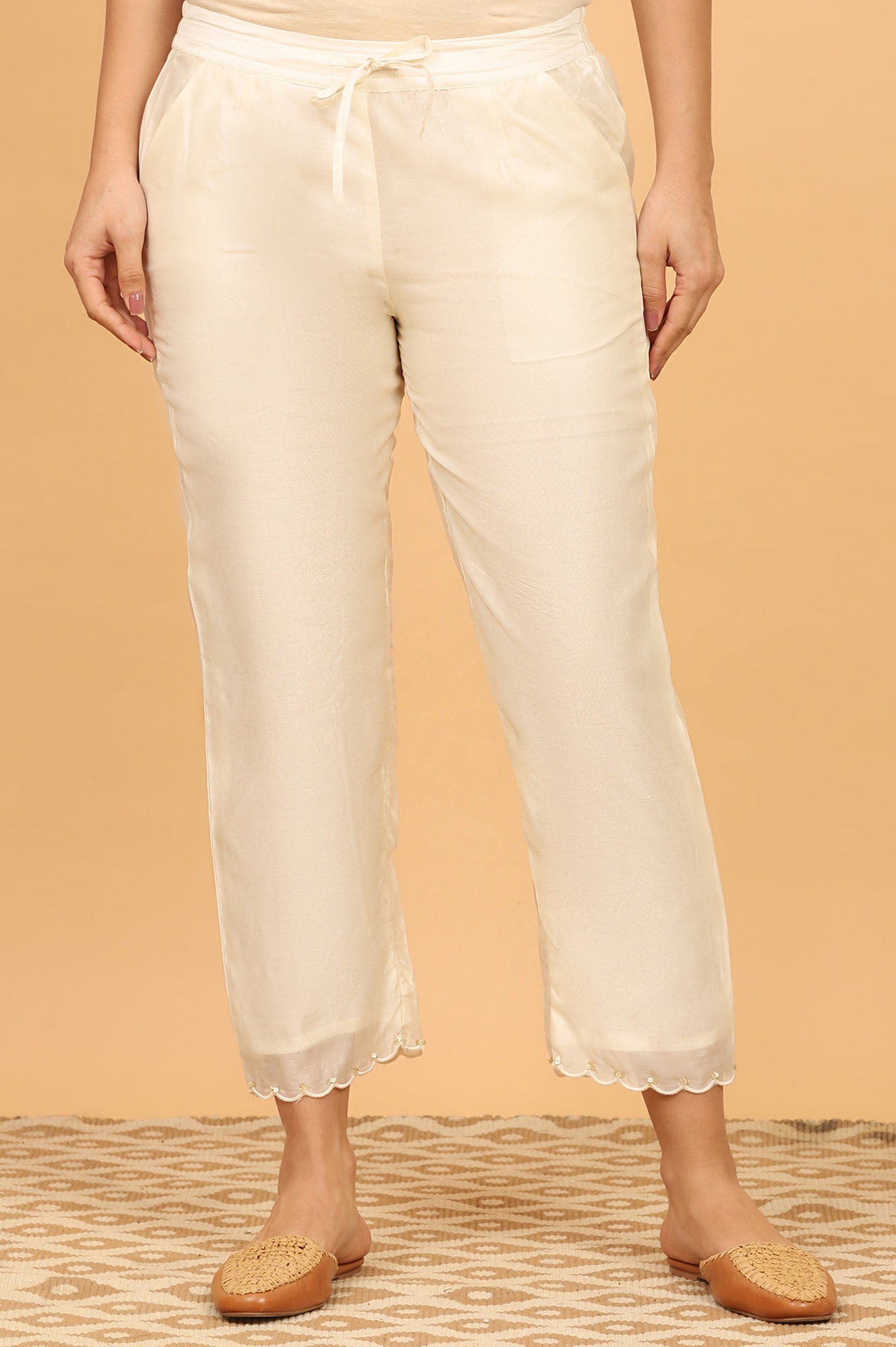 https://cdn.shopify.com/s/files/1/0776/0419/2550/files/F63106-921092_1_fee09670-b52c-417c-bc66-c0c7b8a39a8a.jpg?v=1756280400