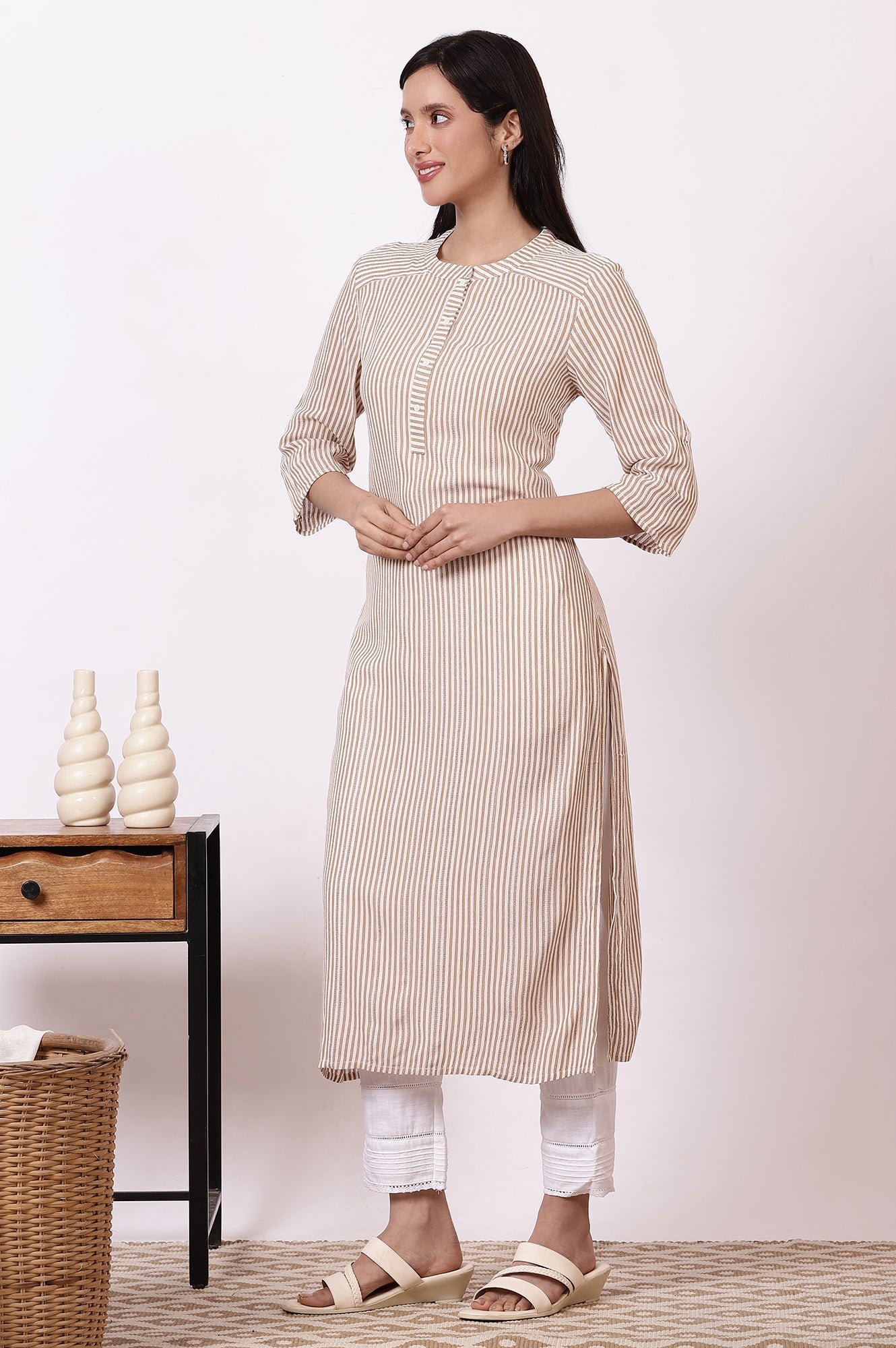 https://cdn.shopify.com/s/files/1/0776/0419/2550/files/ONAS14479-704531_4.jpg?v=1769763090