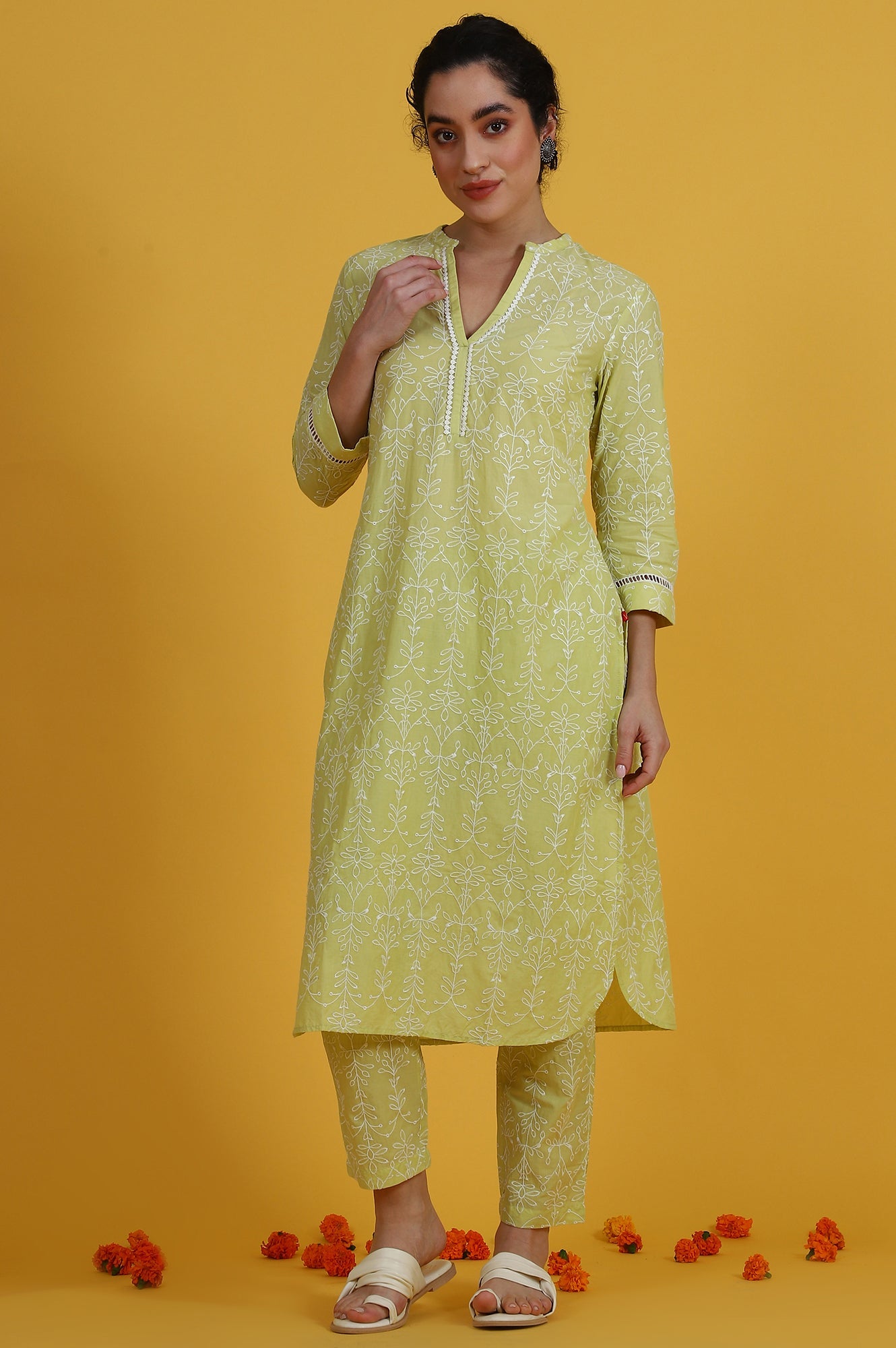 Green Embroidered Straight Pure Cotton Kurta