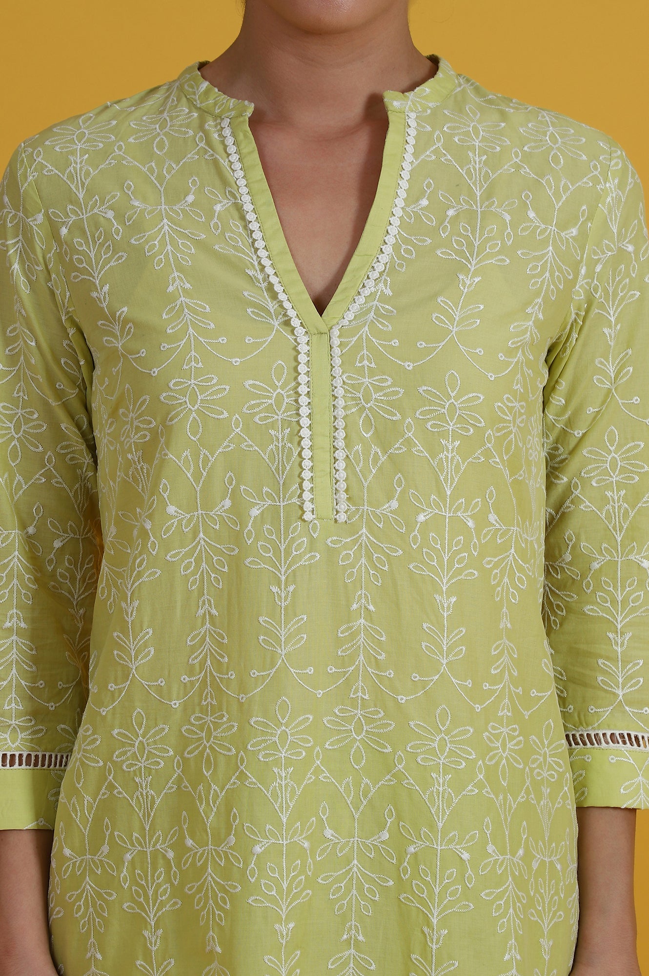 Green Embroidered Straight Pure Cotton Kurta