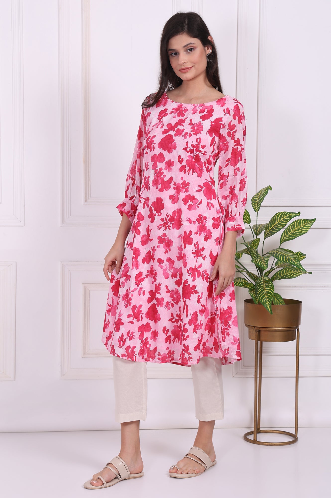 https://cdn.shopify.com/s/files/1/0776/0419/2550/files/W12669-125366_4.jpg?v=1764652160