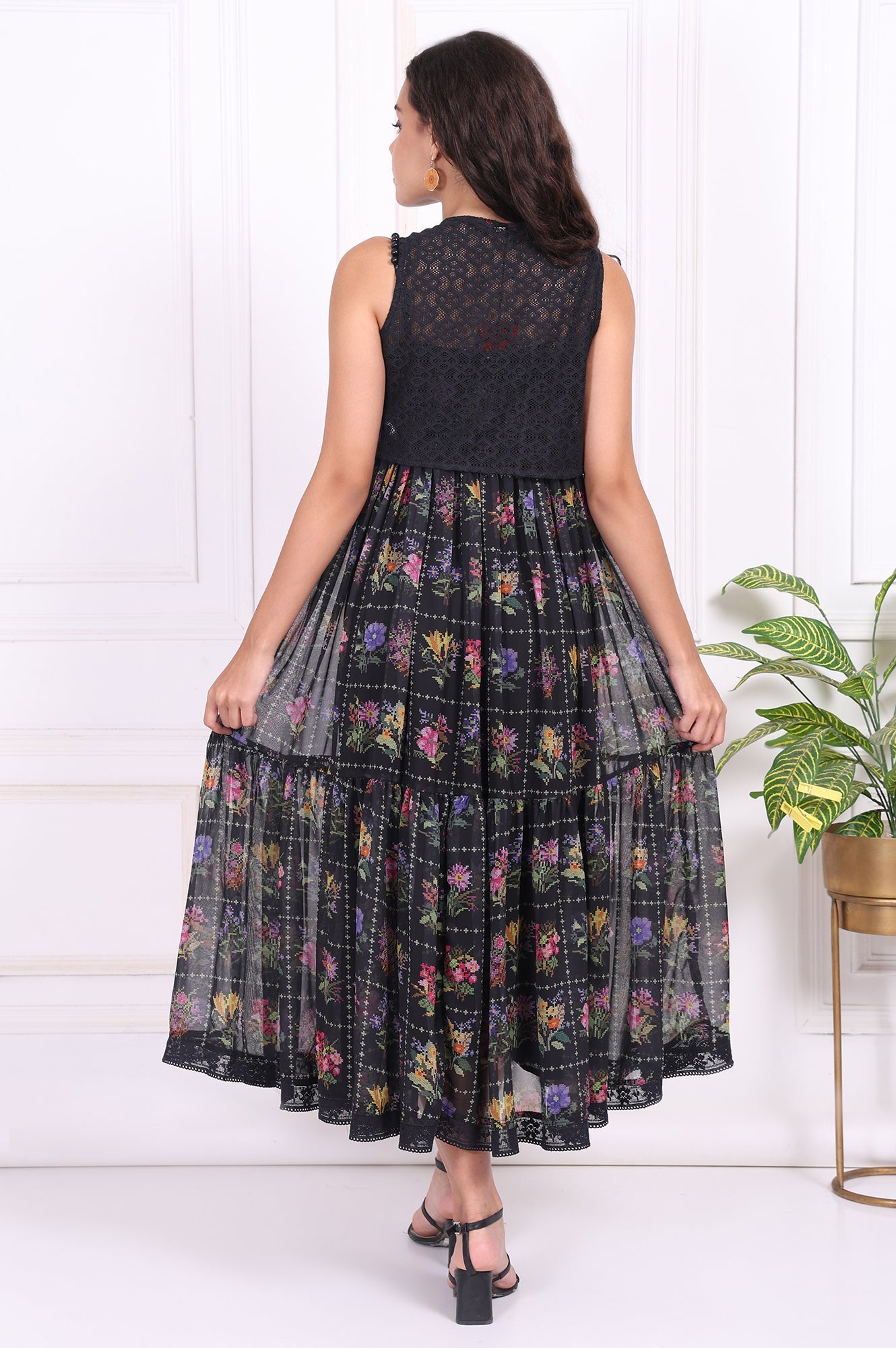 https://cdn.shopify.com/s/files/1/0776/0419/2550/files/W12969-125847_5.jpg?v=1762589055