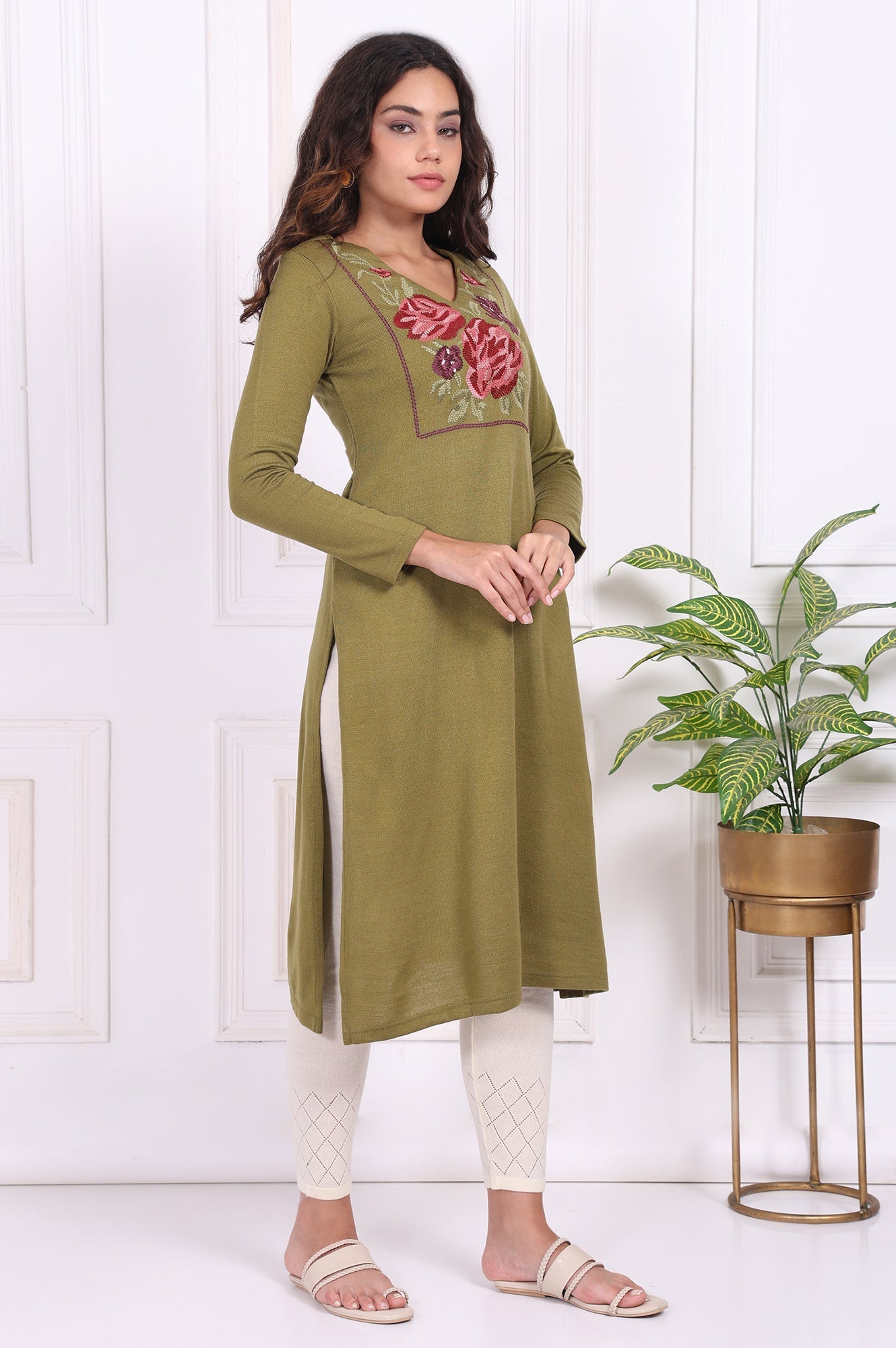https://cdn.shopify.com/s/files/1/0776/0419/2550/files/W13379-219946_6.jpg?v=1762589060
