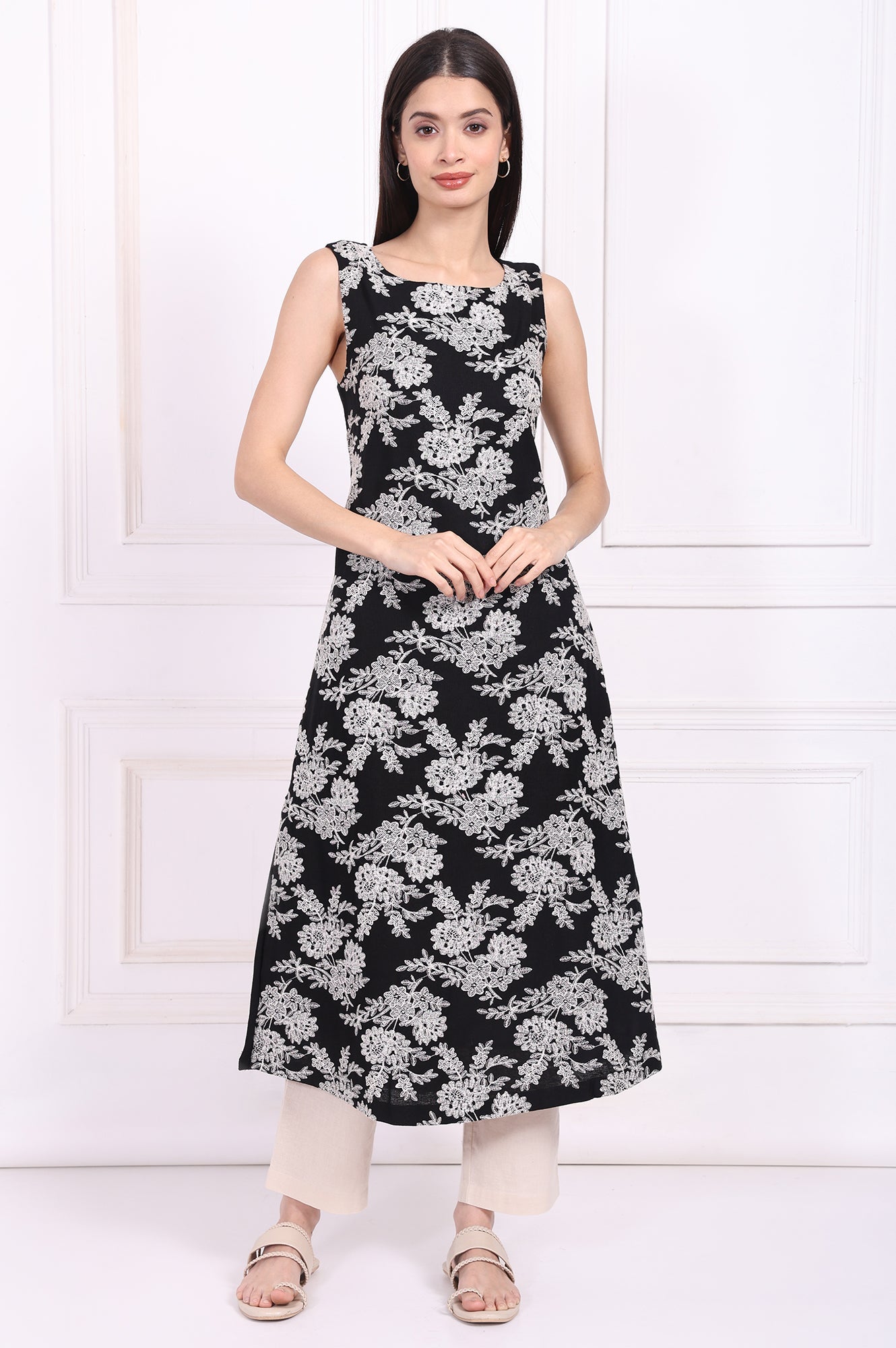 https://cdn.shopify.com/s/files/1/0776/0419/2550/files/W13696-401060_1.jpg?v=1761279084