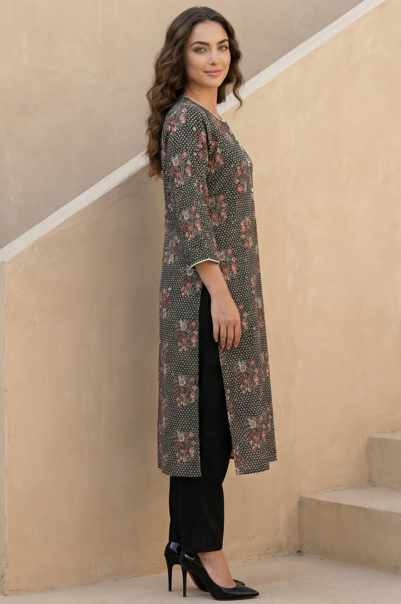 https://cdn.shopify.com/s/files/1/0776/0419/2550/files/W13962-126516_3.jpg?v=1767868562