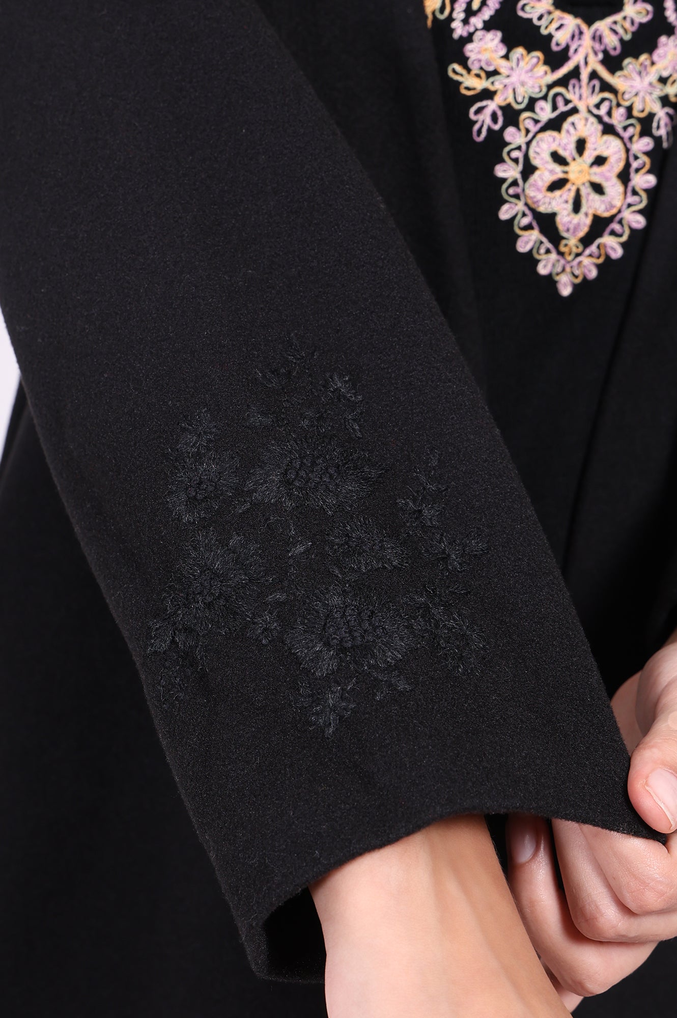 https://cdn.shopify.com/s/files/1/0776/0419/2550/files/W20222-224520_7.jpg?v=1762589032