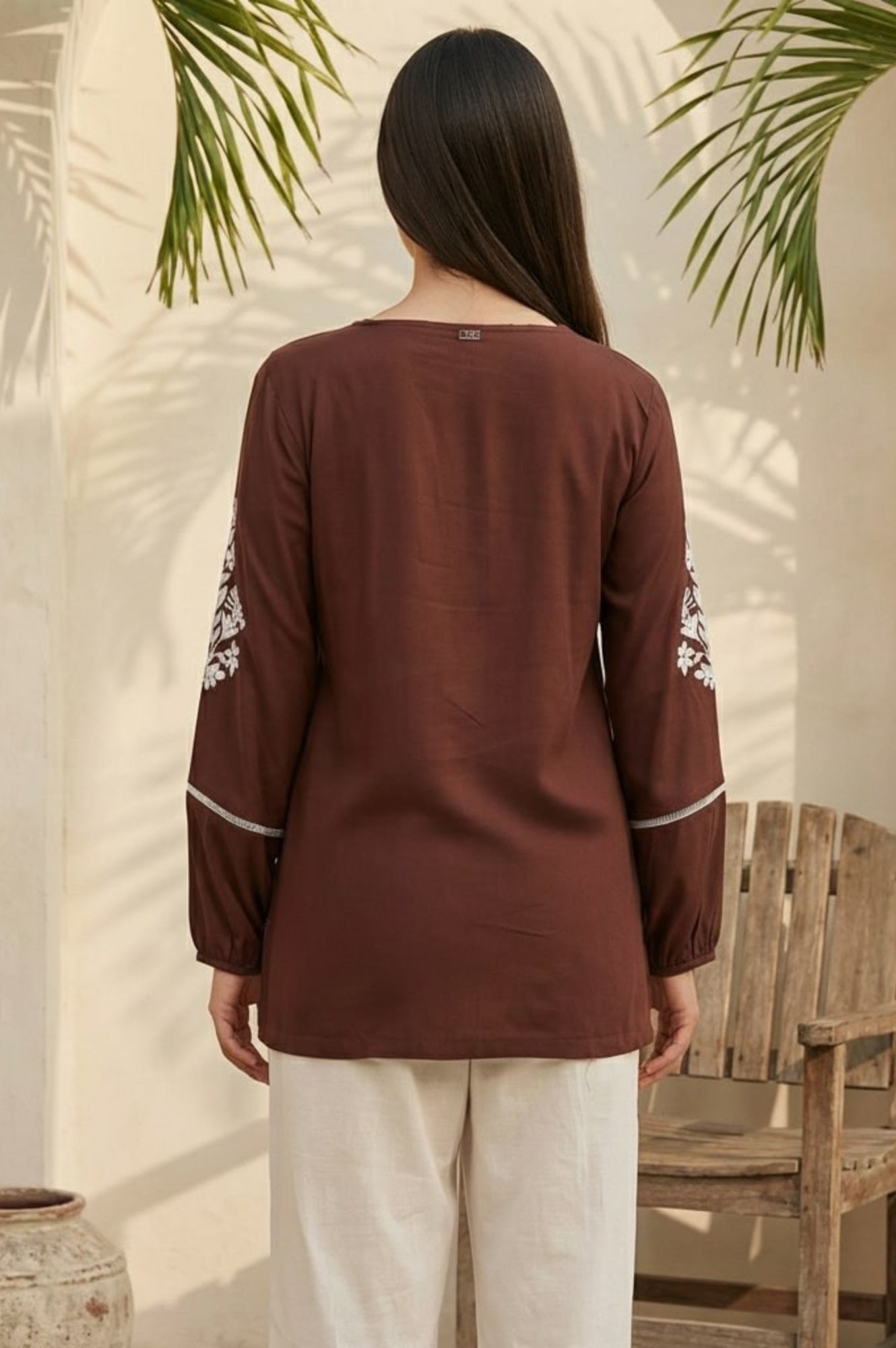 https://cdn.shopify.com/s/files/1/0776/0419/2550/files/W31333-223985_4.jpg?v=1767161181