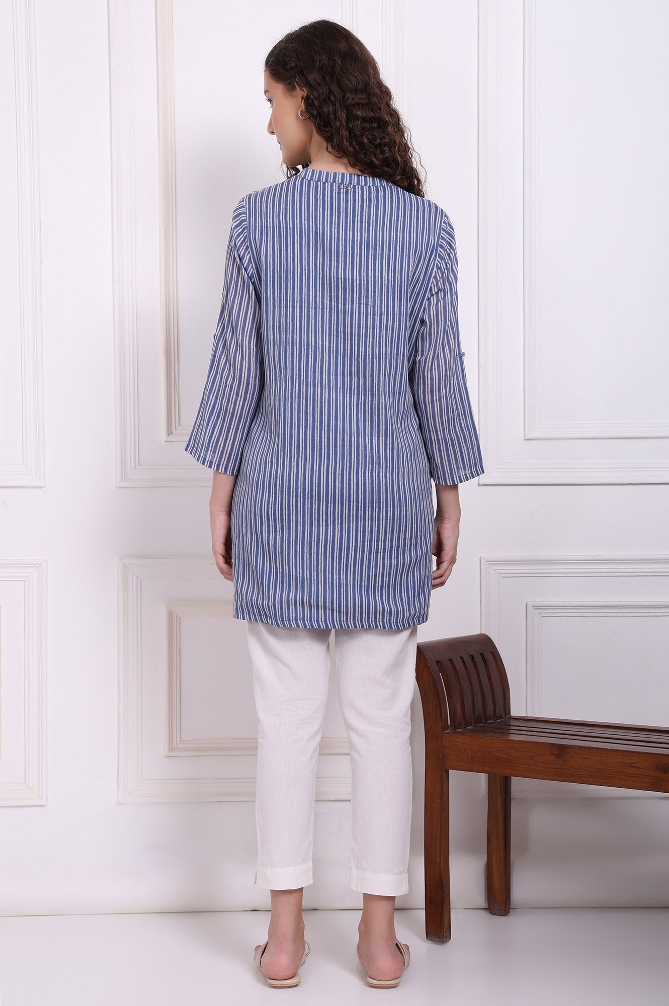 Blue Embroidered Printed Thread Embroidered Pure Cotton Tops